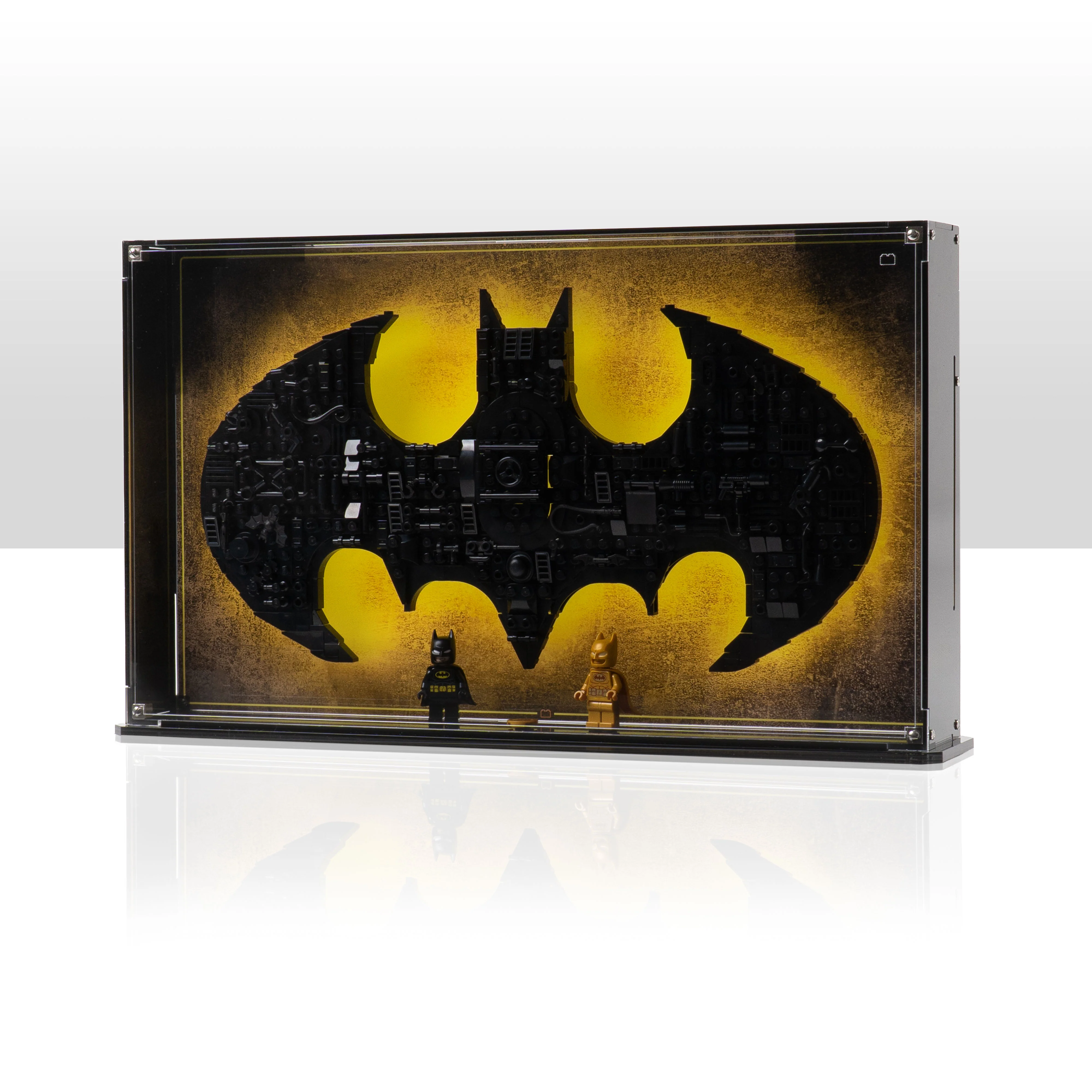 Wall Mountable Display Case for LEGO® Batman™ Logo (76330) - Image 3