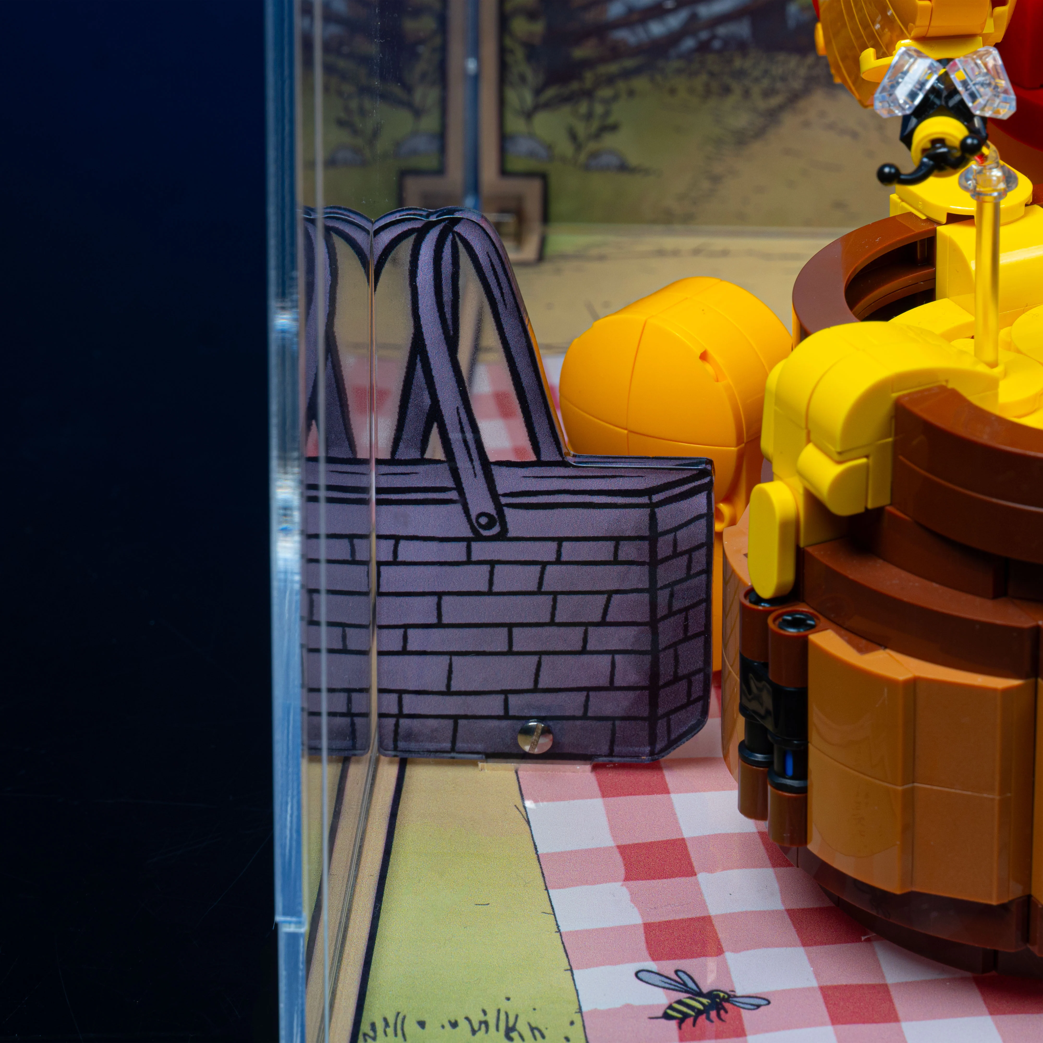 Limited Edition Display Case for LEGO® Disney Winnie the Pooh (43300) - Image 10