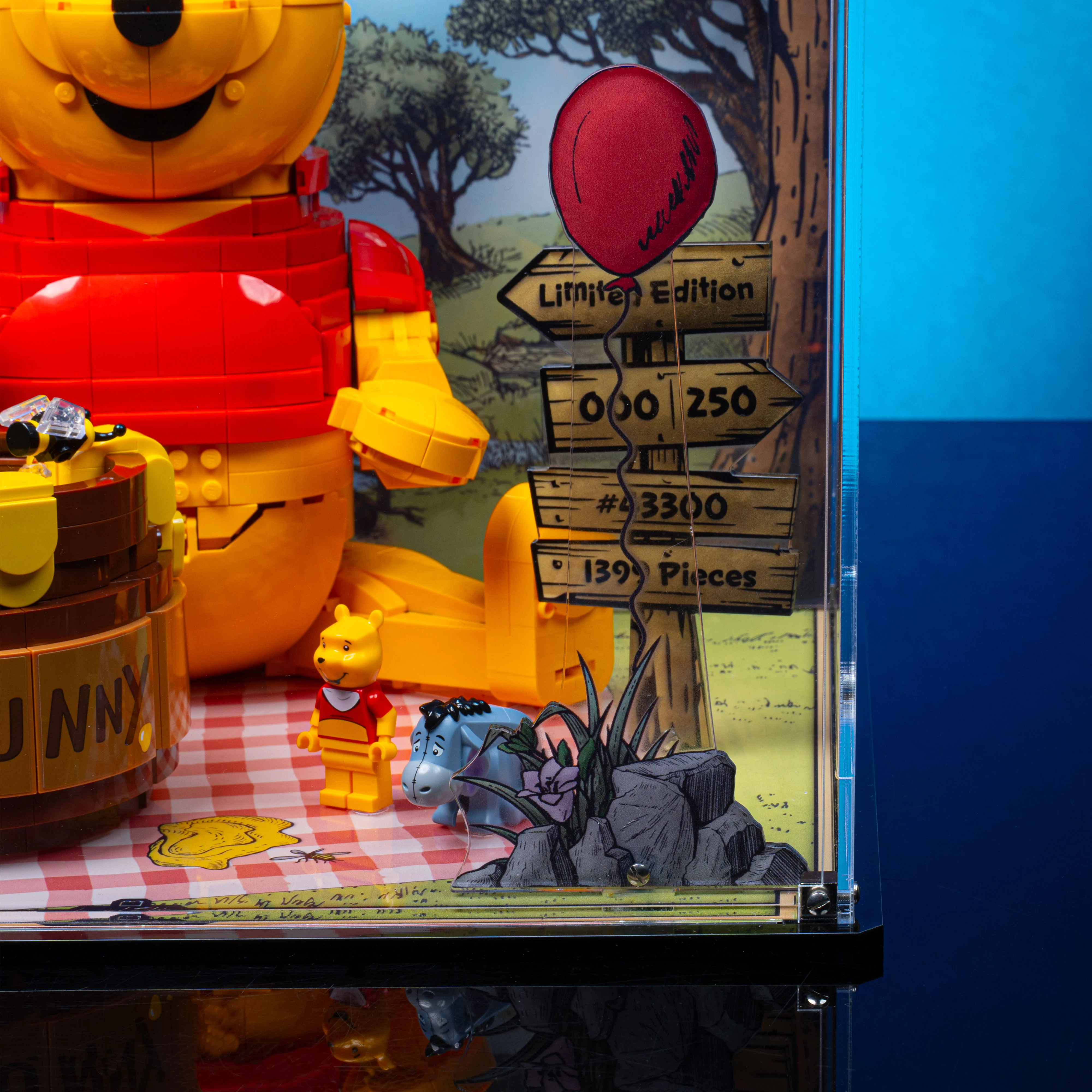 Limited Edition Display Case for LEGO® Disney Winnie the Pooh (43300) - Image 11