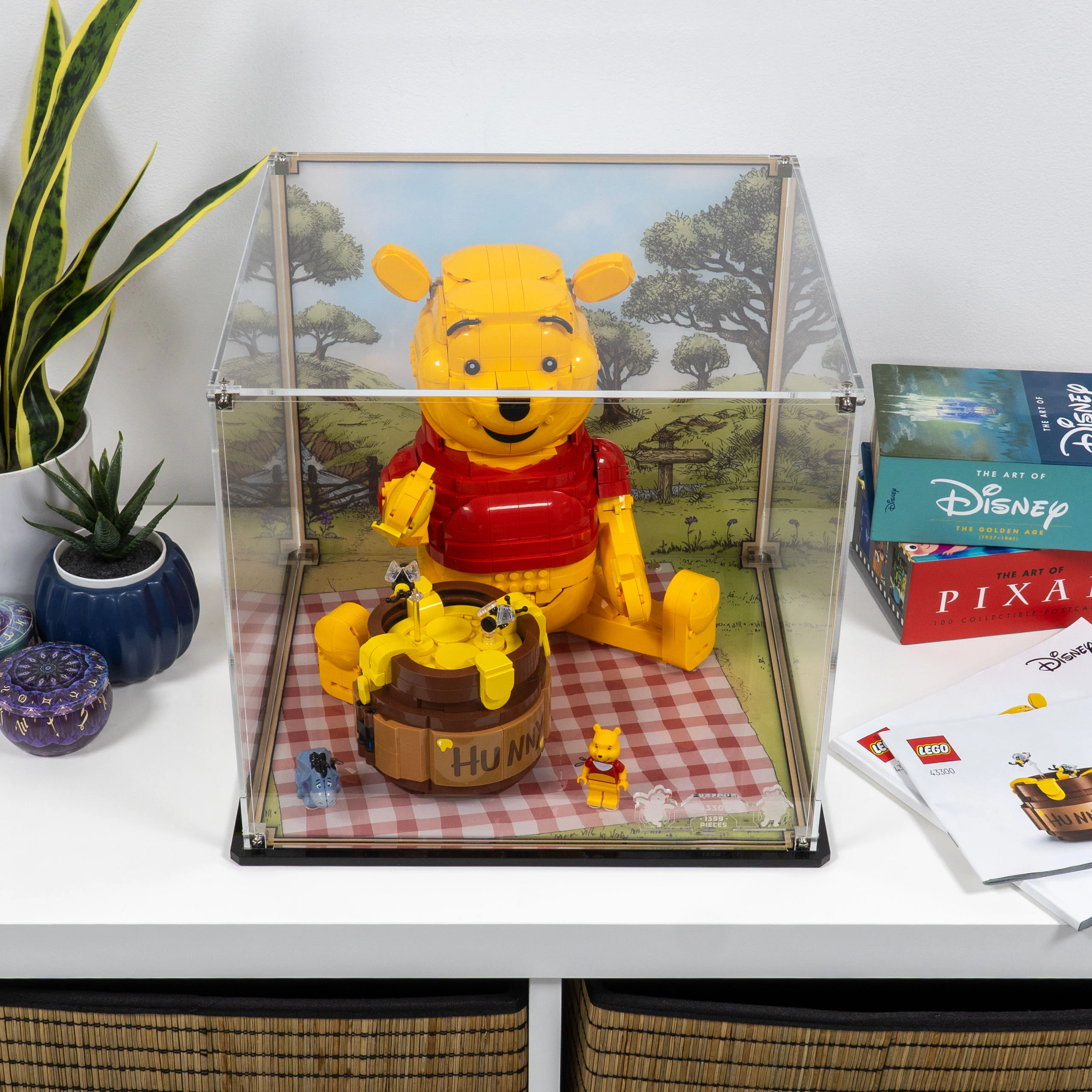 Display Case for LEGO® Disney Winnie the Pooh (43300) - Image 15