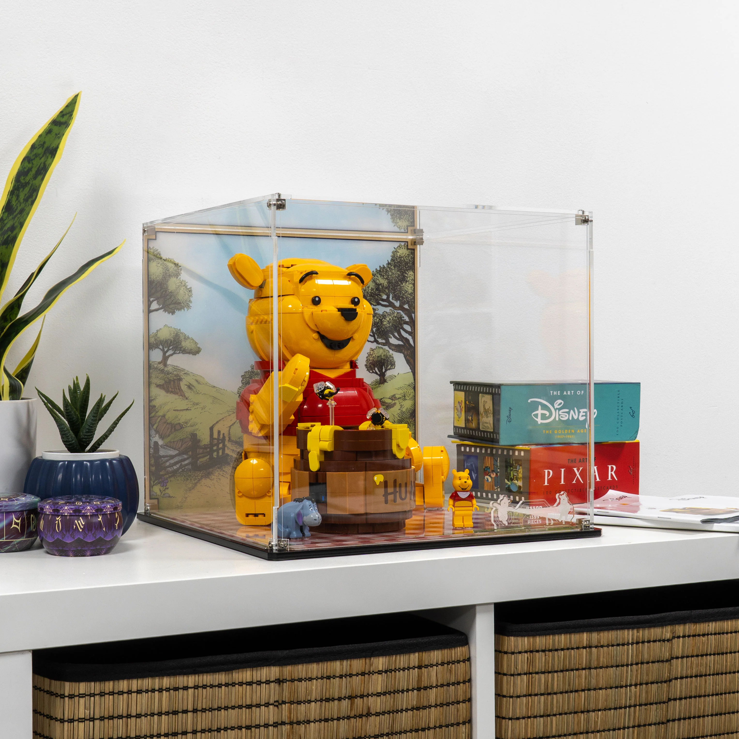 Display Case for LEGO® Disney Winnie the Pooh (43300) - Image 2