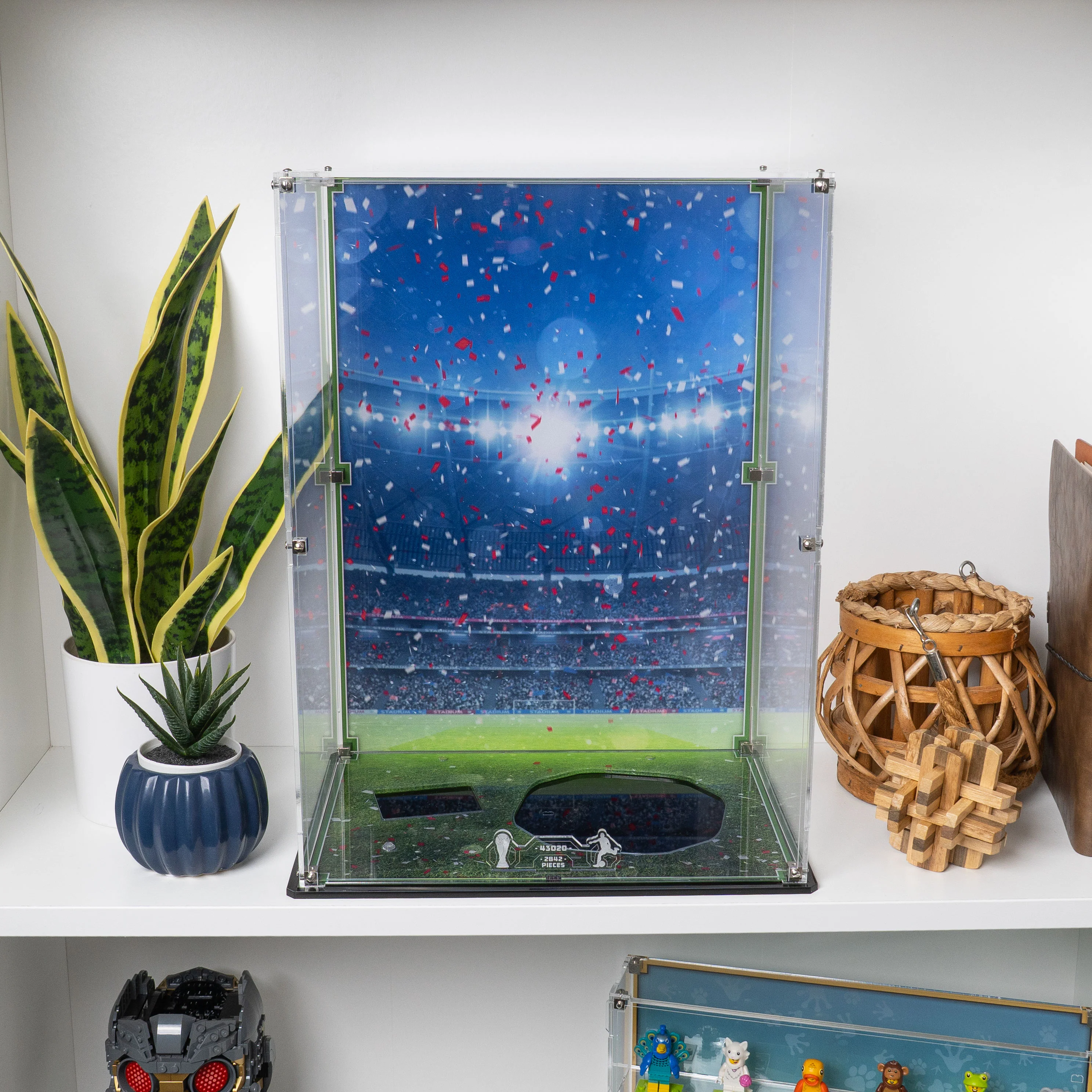Display Case for LEGO® FIFA World Cup™ Official Trophy (43020) - Image 16