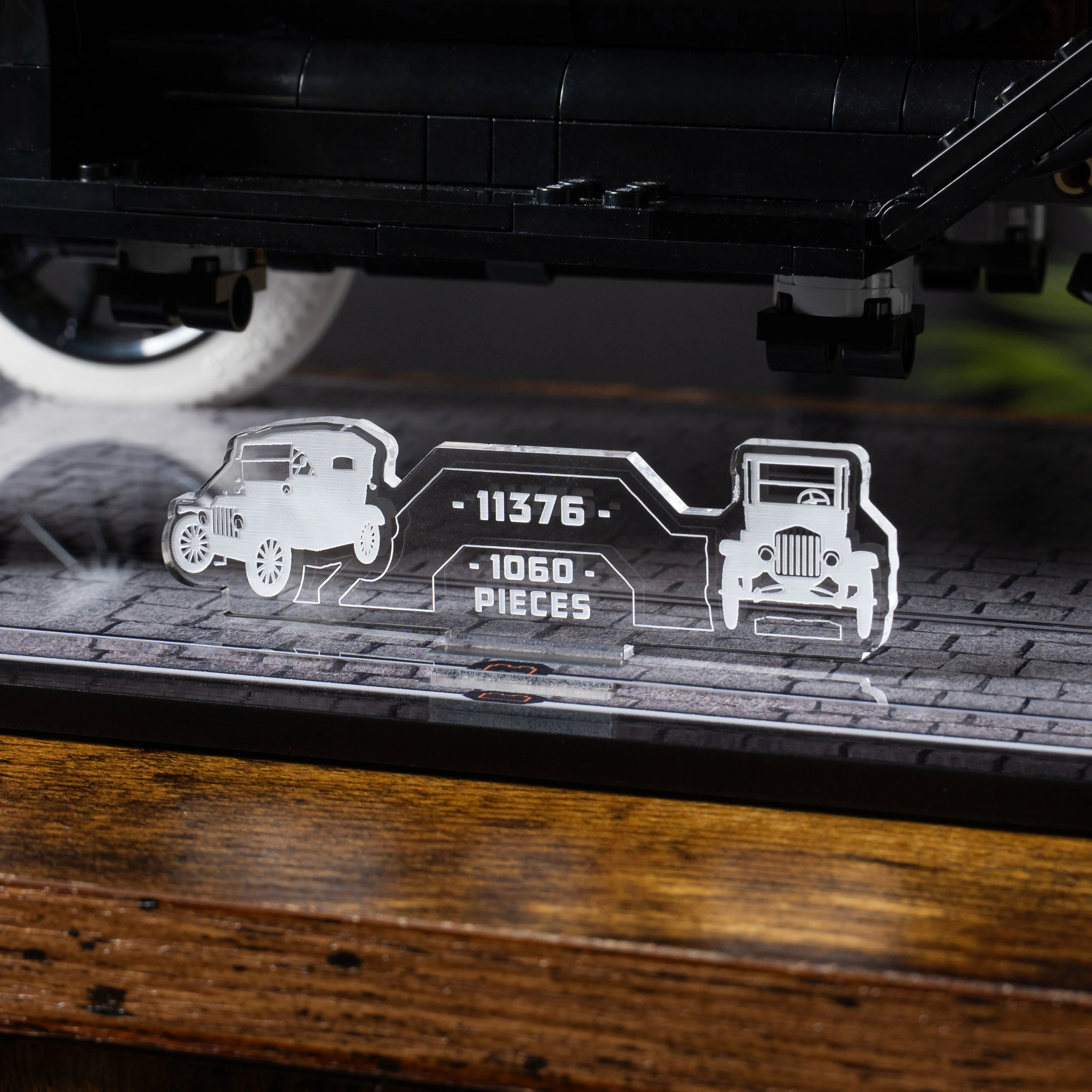 Display Case for LEGO® Icons: Ford Model T (11376) - Image 14
