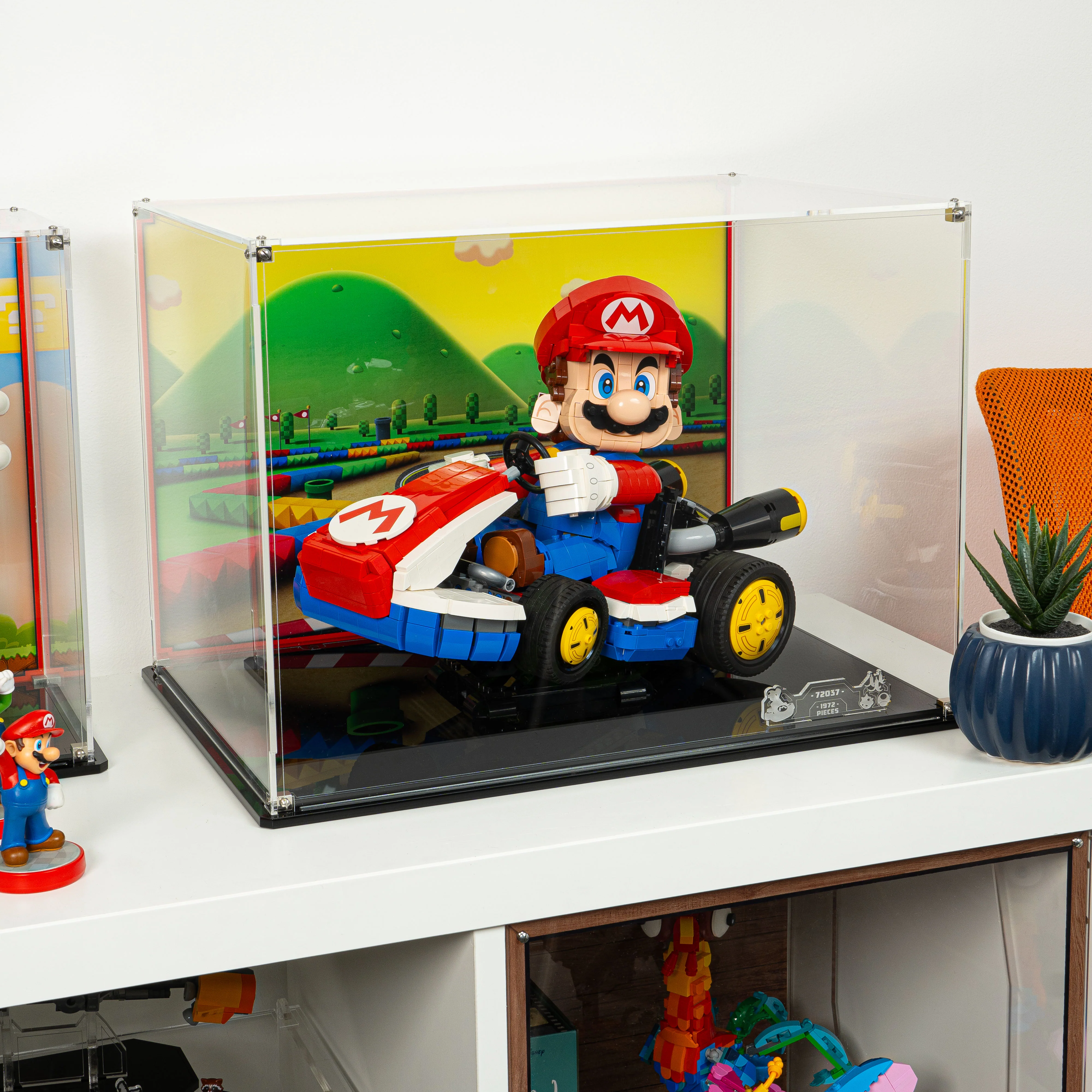 Display Case for LEGO® Mario Kart™ Mario & Standard Kart (72037) - Image 10