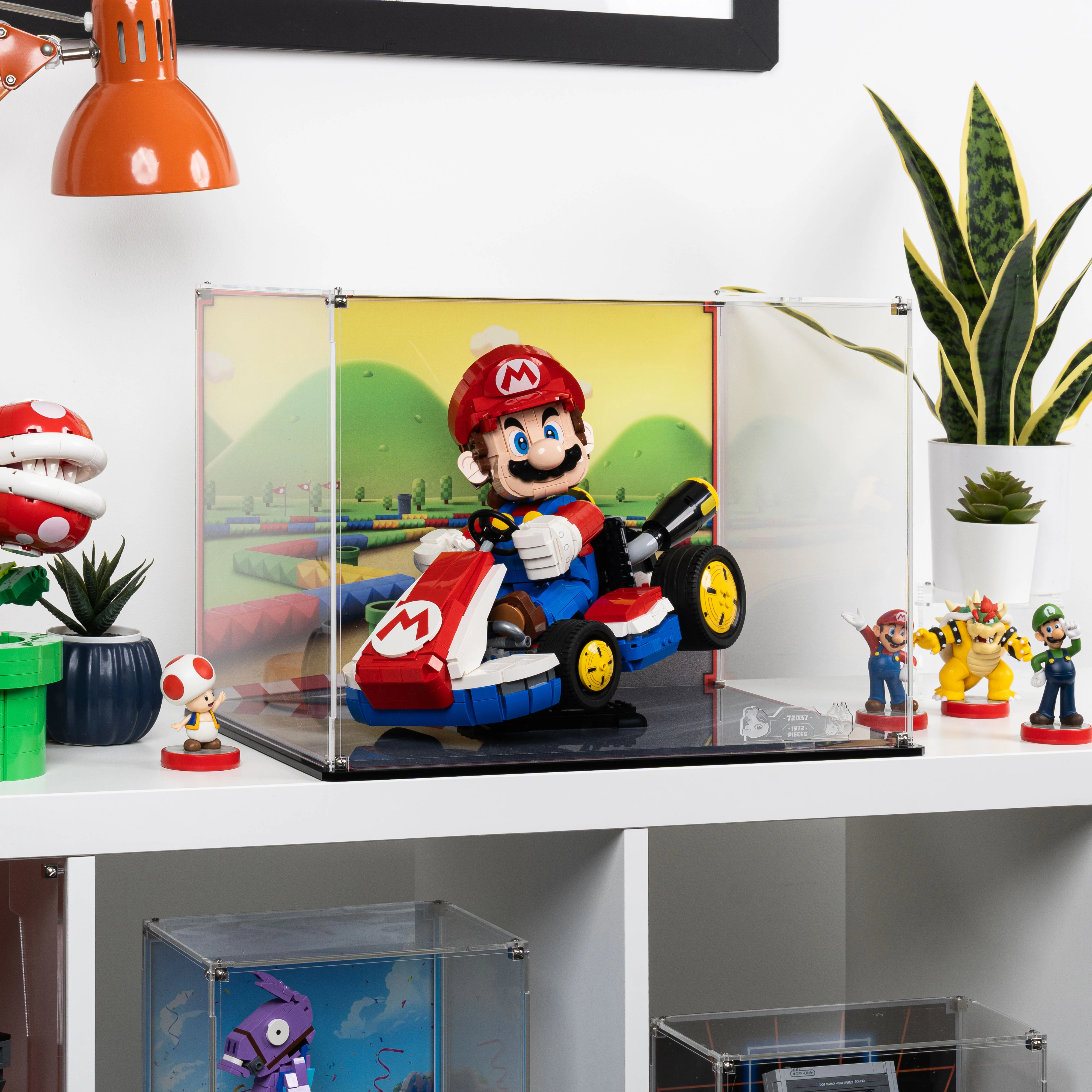 Display Case for LEGO® Mario Kart™ Mario & Standard Kart (72037) - Image 17