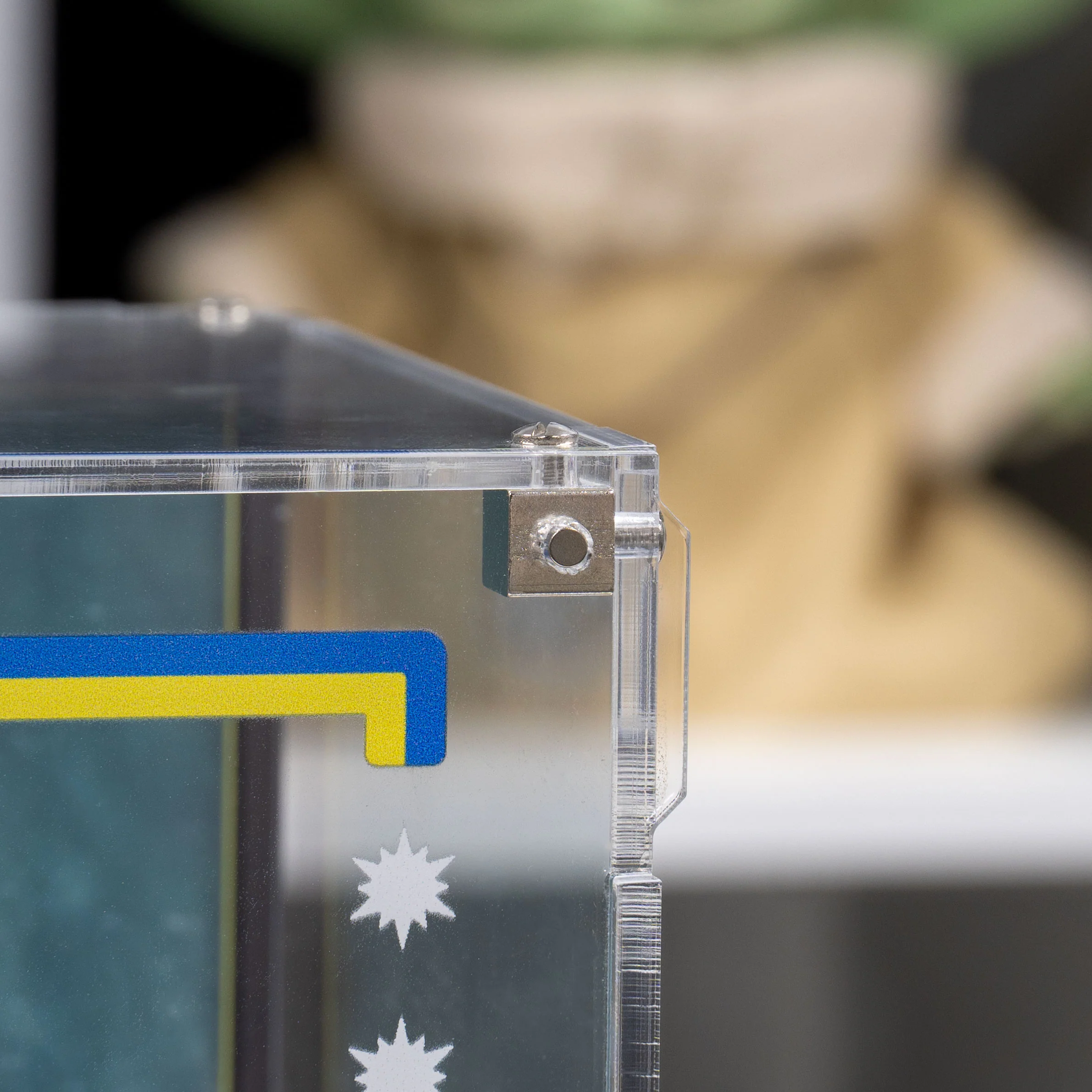 Wall Mountable Display Case for LEGO® Star Wars: New Republic X-Wing Starfighter™ (75460) - Image 12