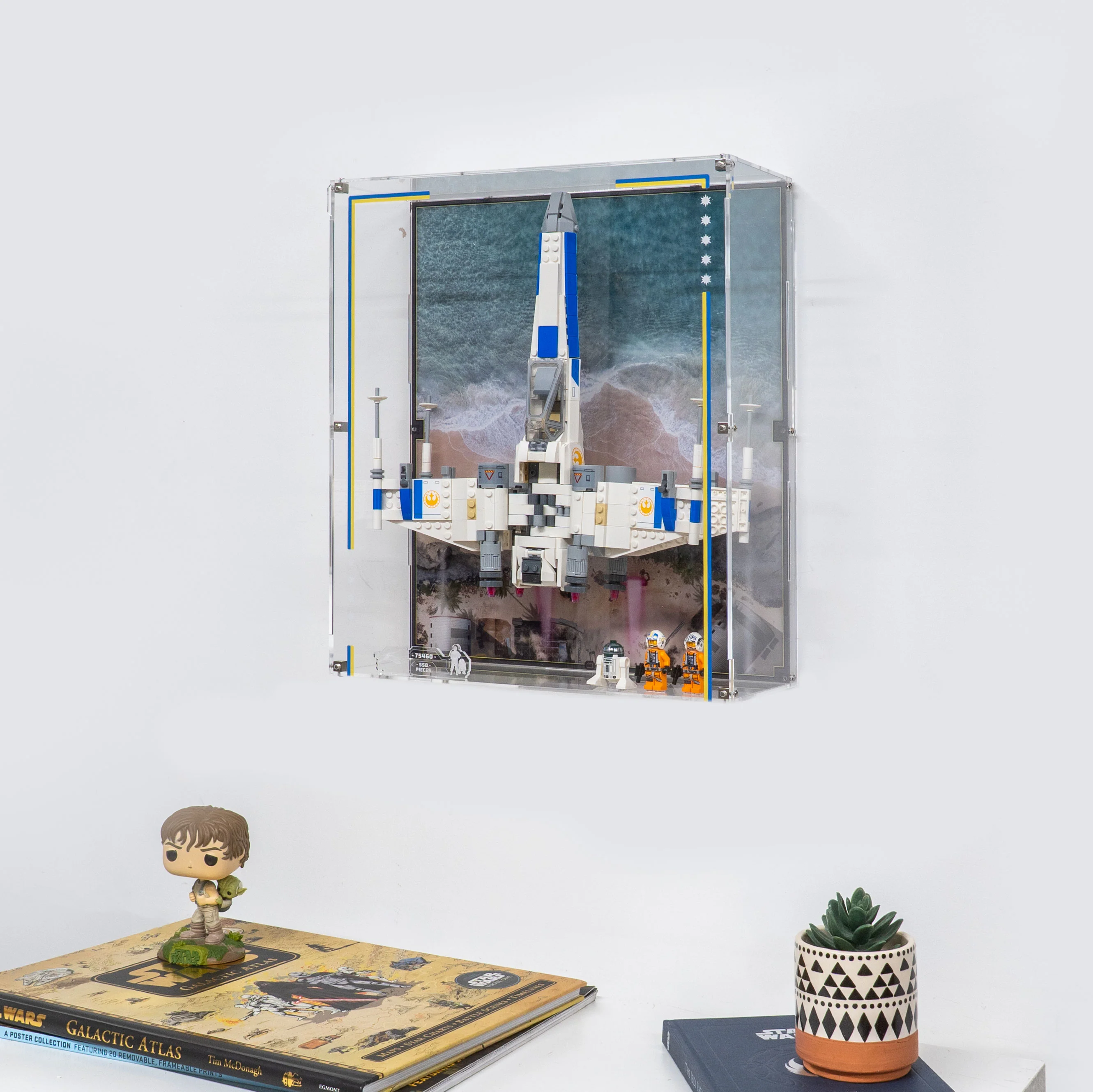 Wall Mountable Display Case for LEGO® Star Wars: New Republic X-Wing Starfighter™ (75460) - Image 2