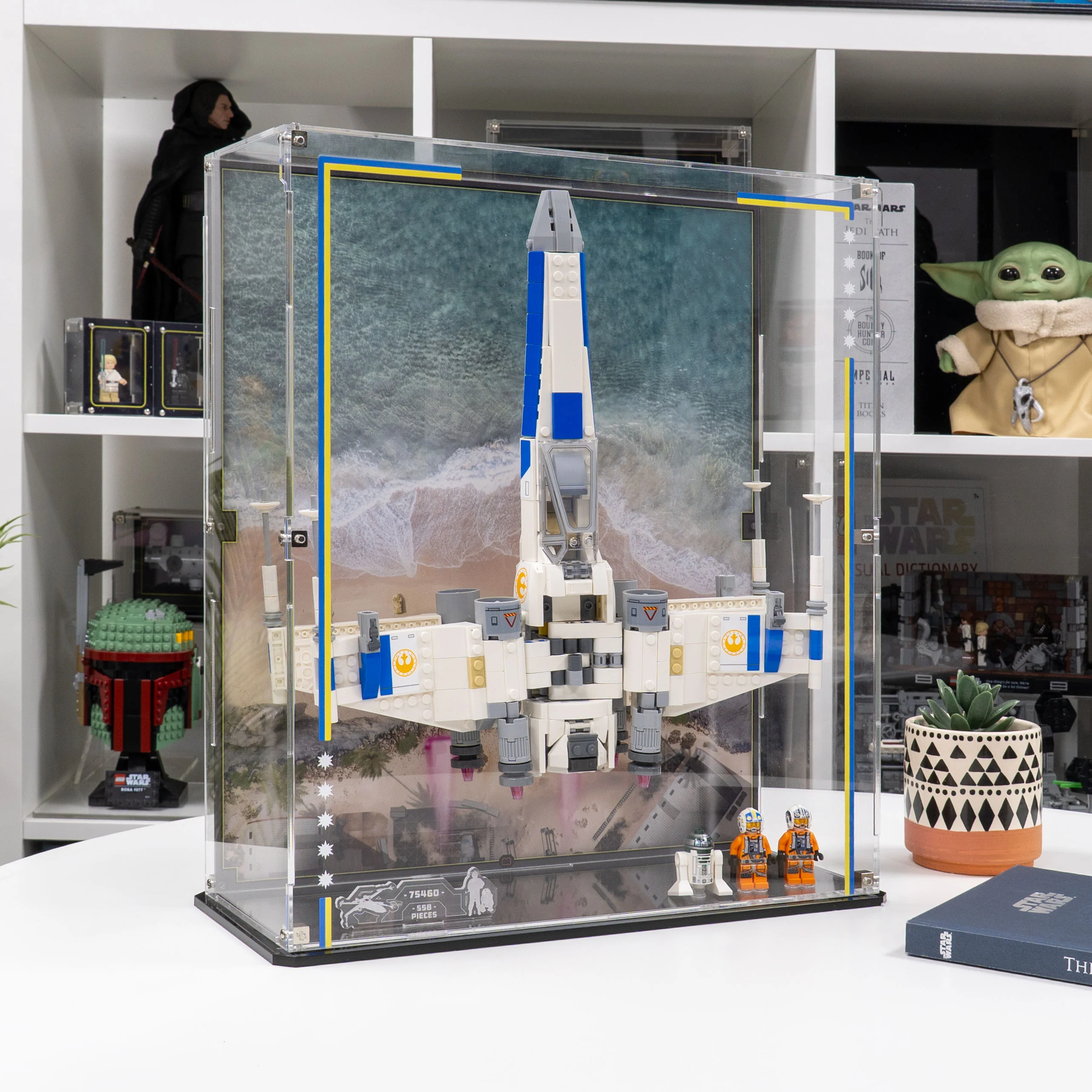 Wall Mountable Display Case for LEGO® Star Wars: New Republic X-Wing Starfighter™ (75460) - Image 3