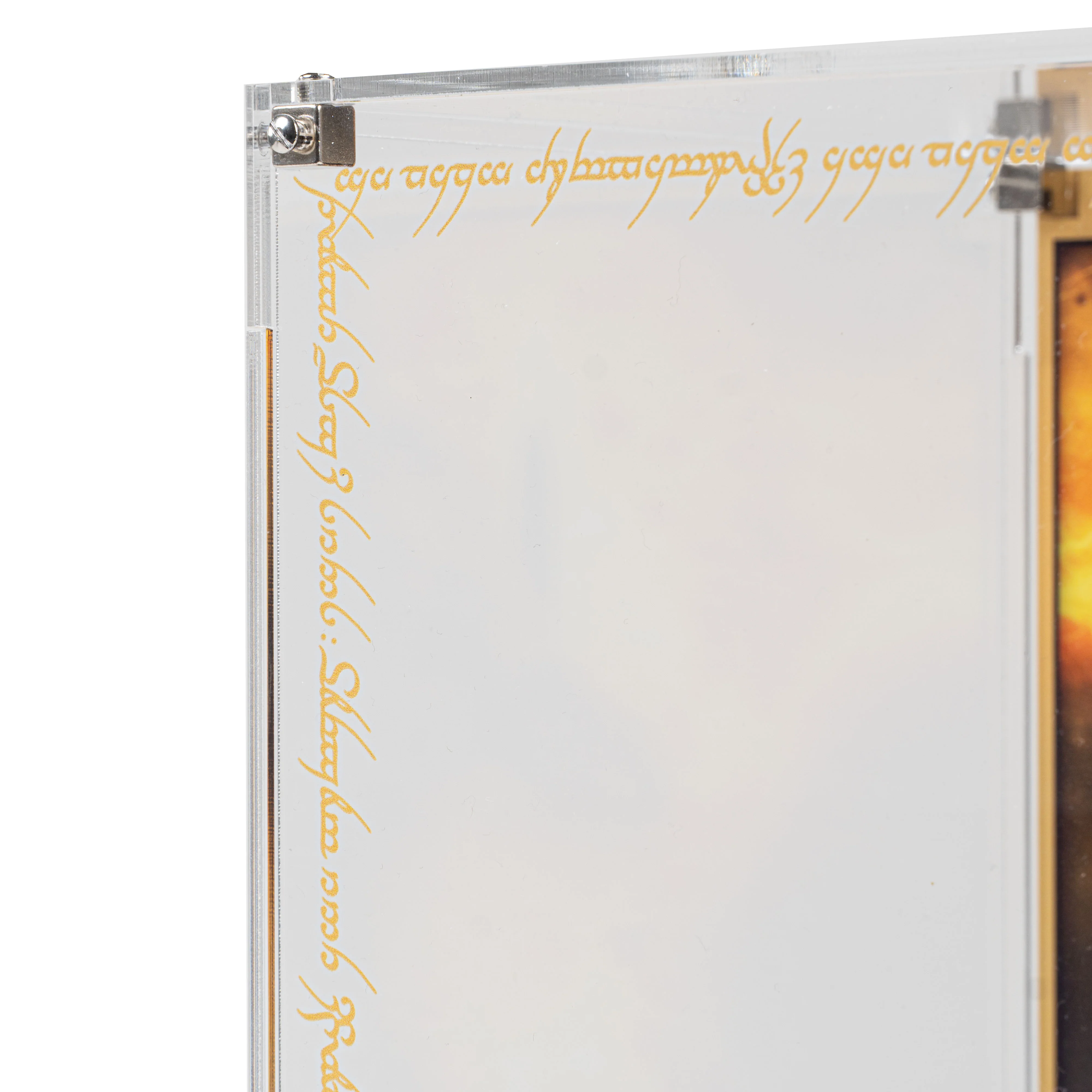 Display Case for LEGO® The Lord of the Rings: Sauron's Helmet (11373) - Image 8