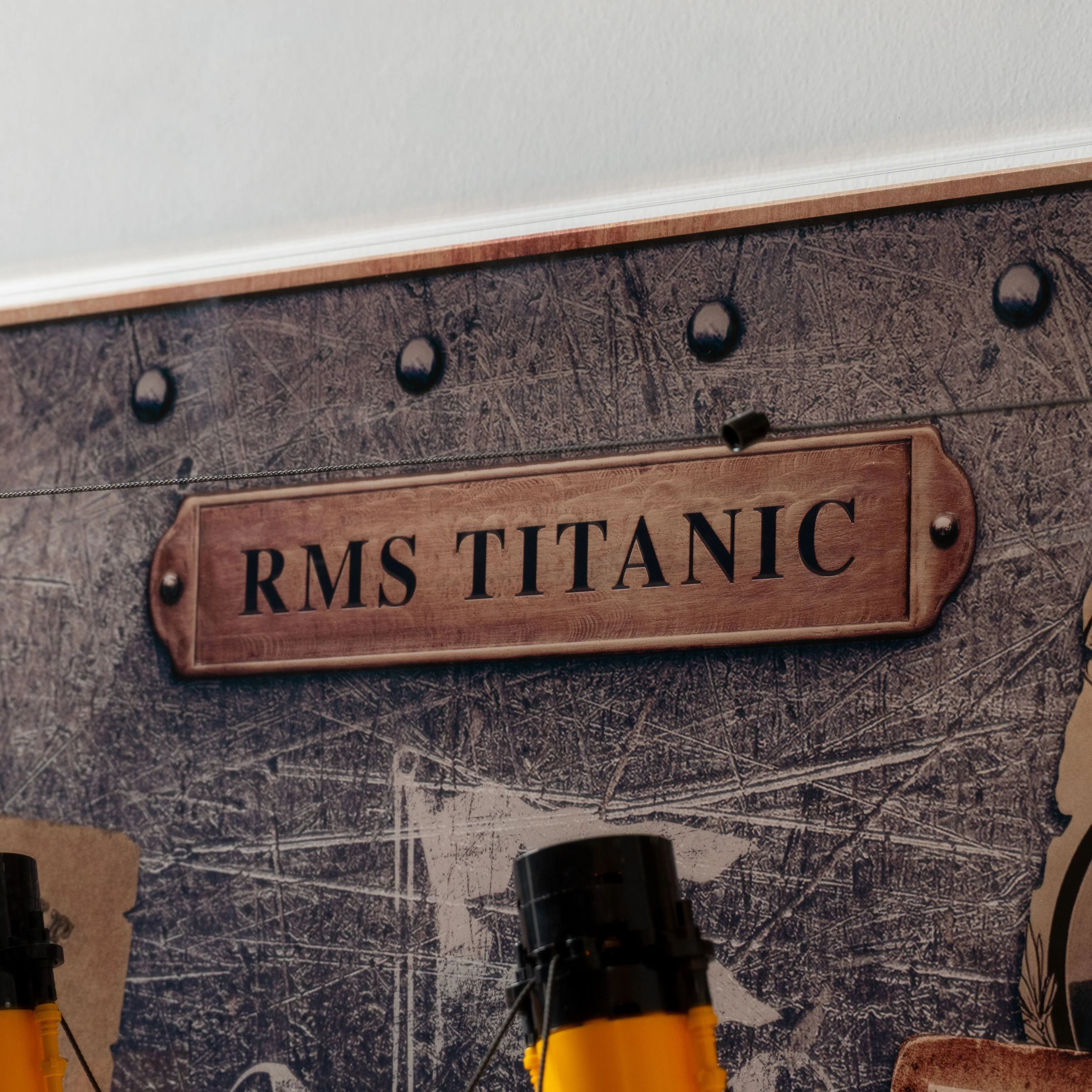 Display Case for LEGO® Titanic (10294) - Image 16