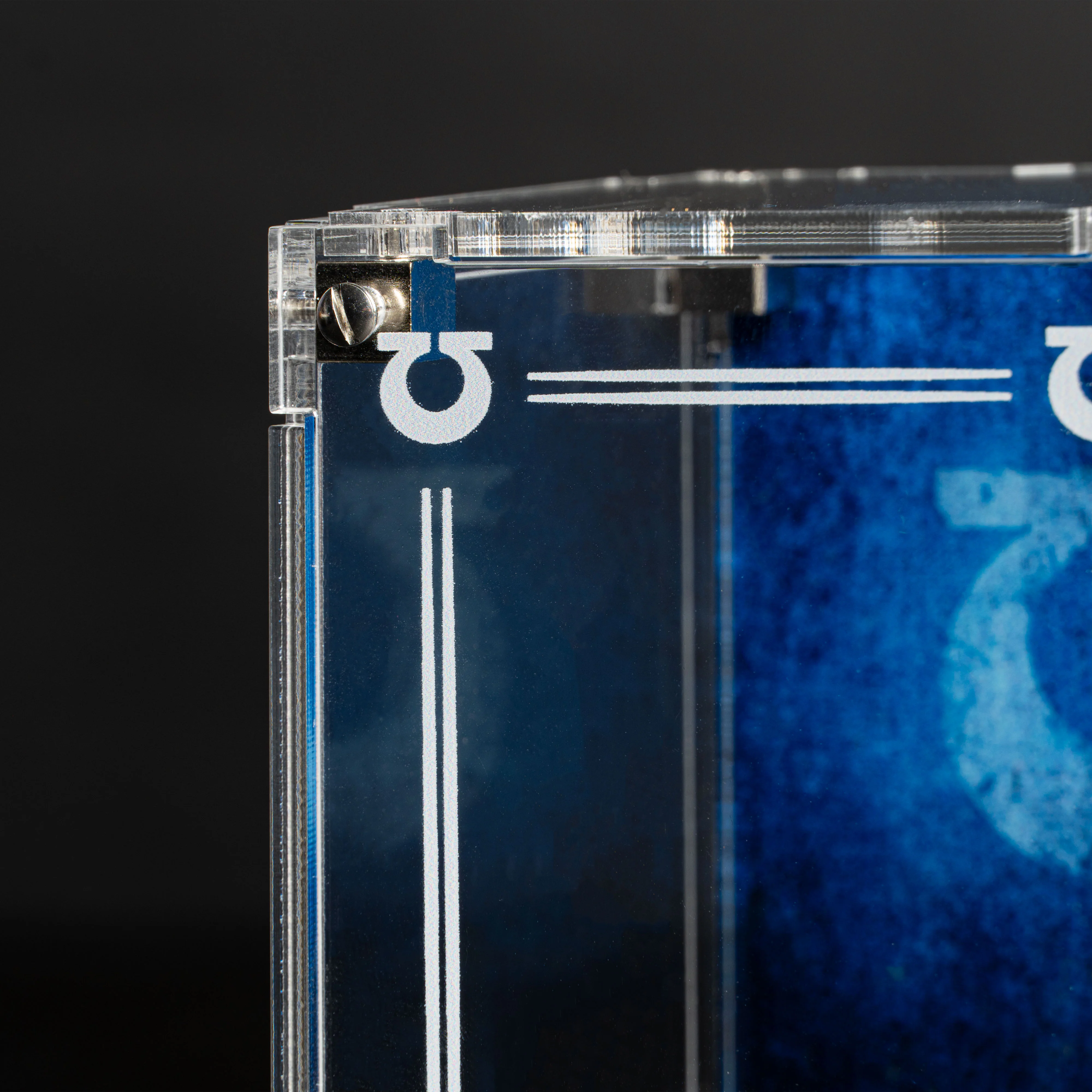 Display Case for Warhammer® 40,000 Lieutenant Titus - Image 4