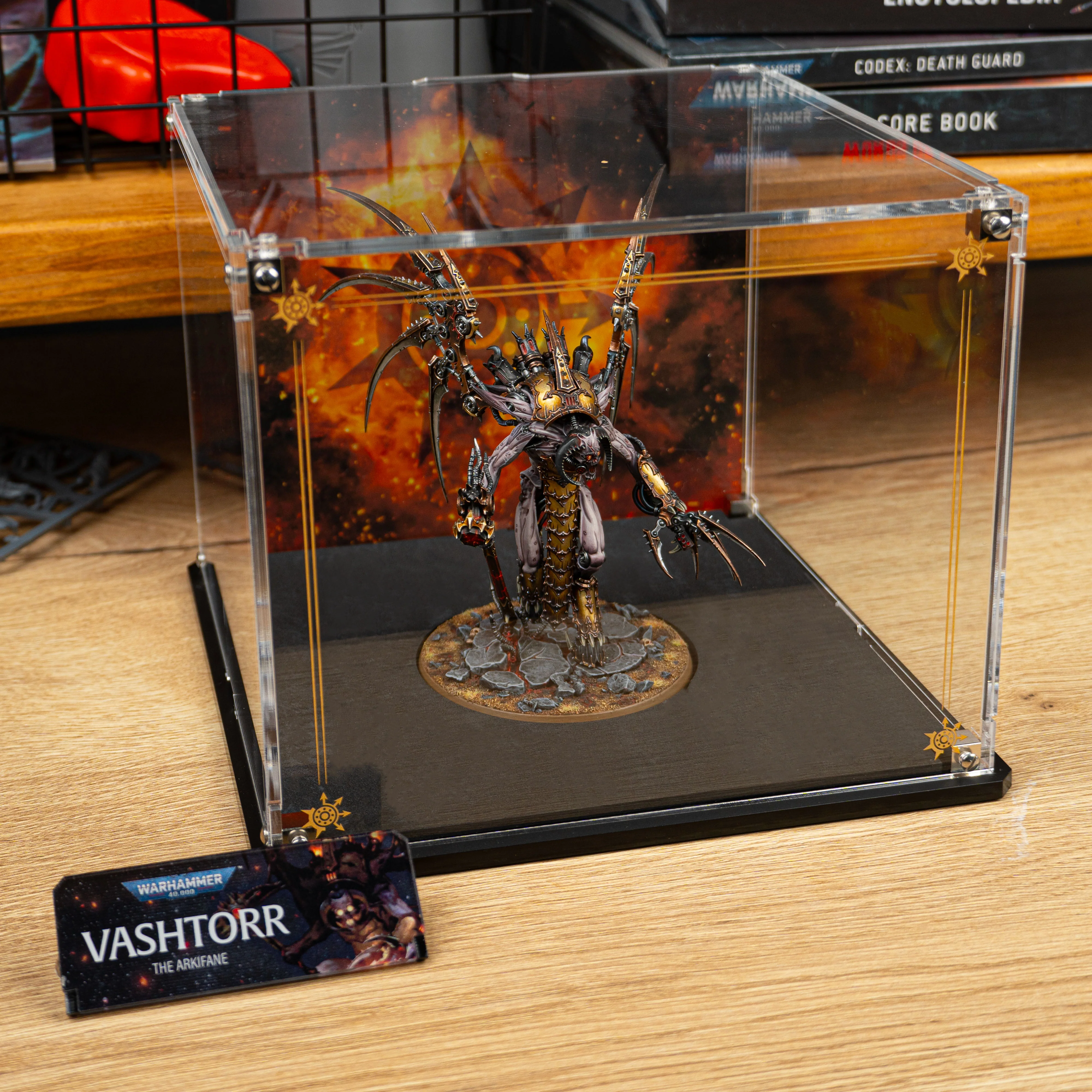Display Case for Warhammer® 40,000 Vashtorr the Arkifane - Image 2