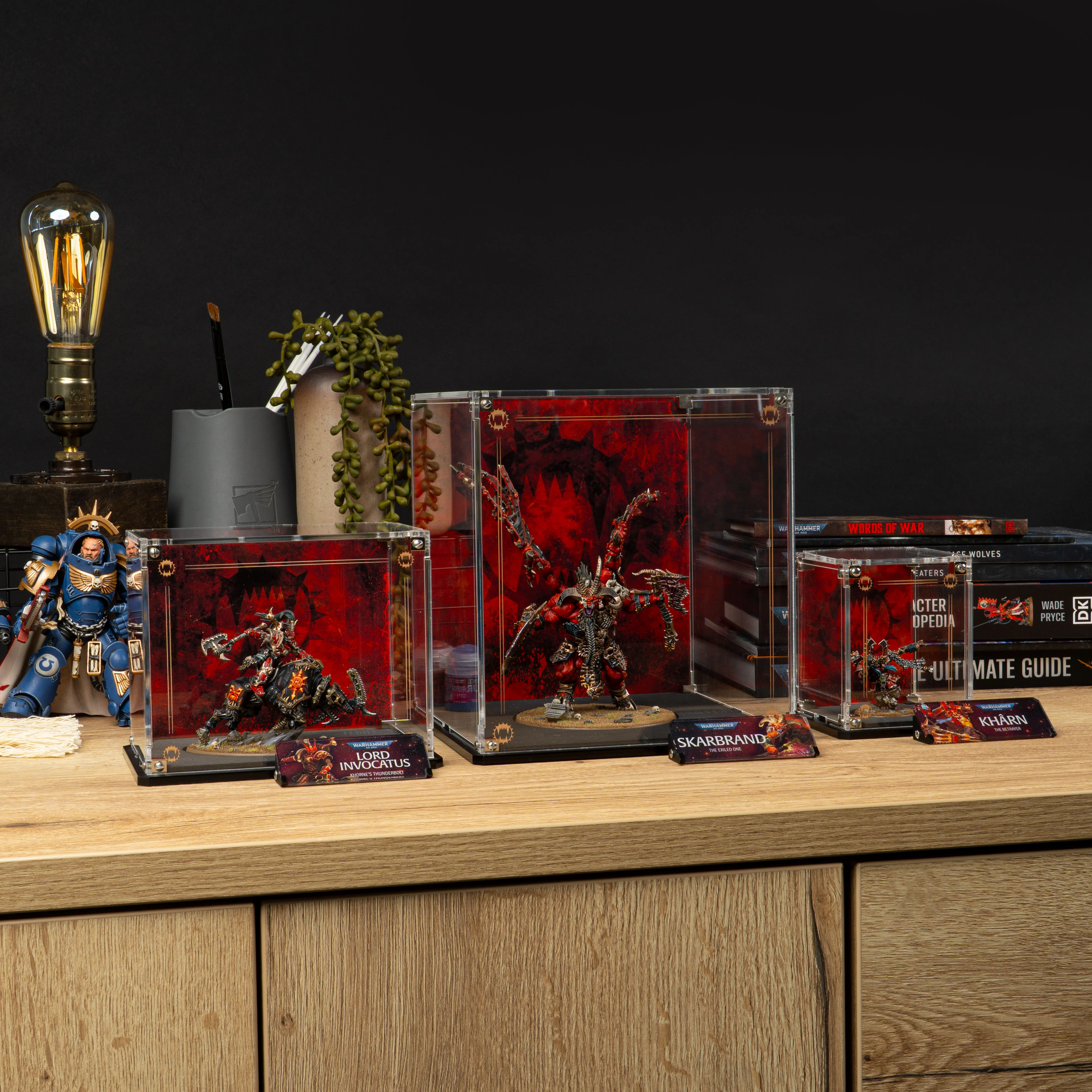 Display Cases for Warhammer® 40,000 World Eaters Miniatures - Image 13