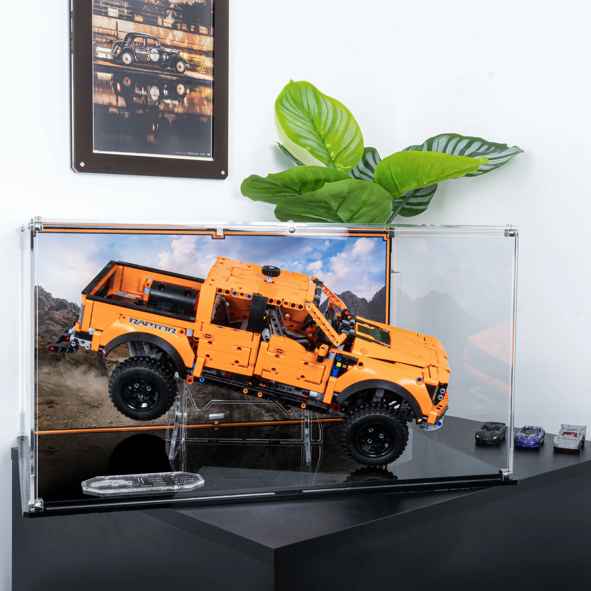 Display Case for LEGO® Ford® F-150 Raptor (42126) - Image 2