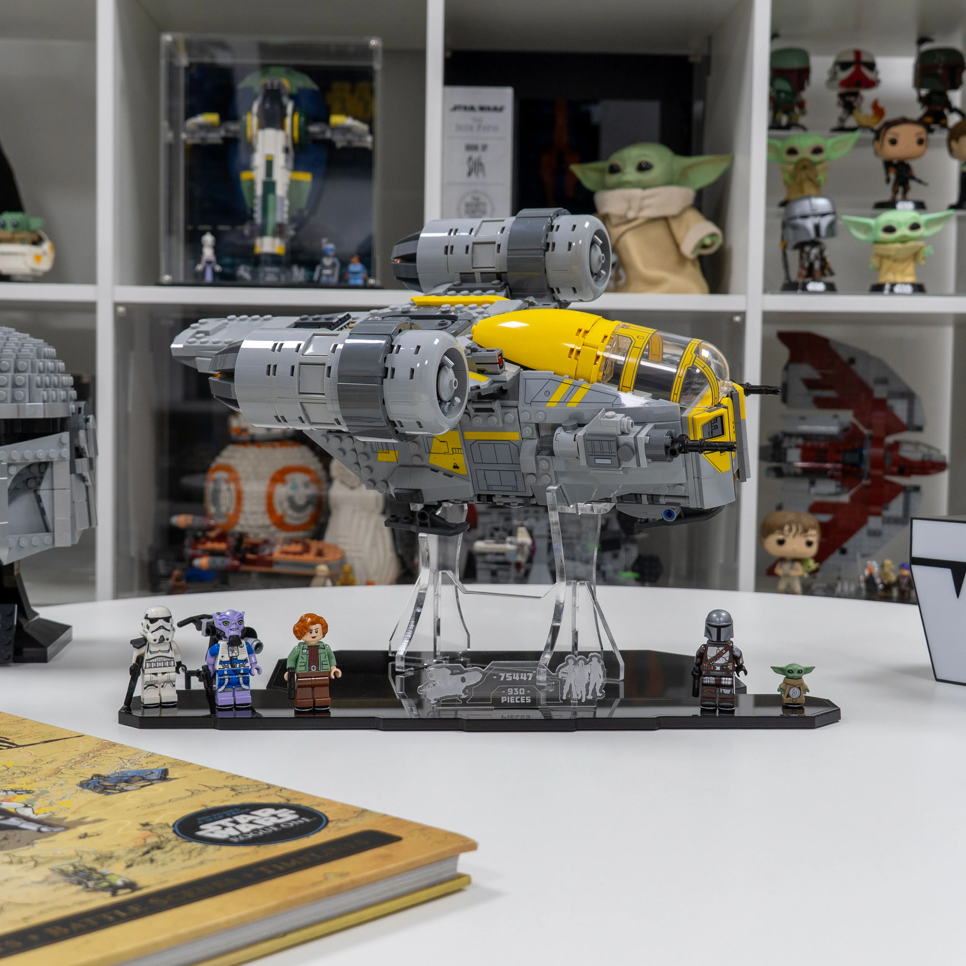 Display Stand for LEGO® Star Wars™ The Razor Crest™ (75447) - Image 6