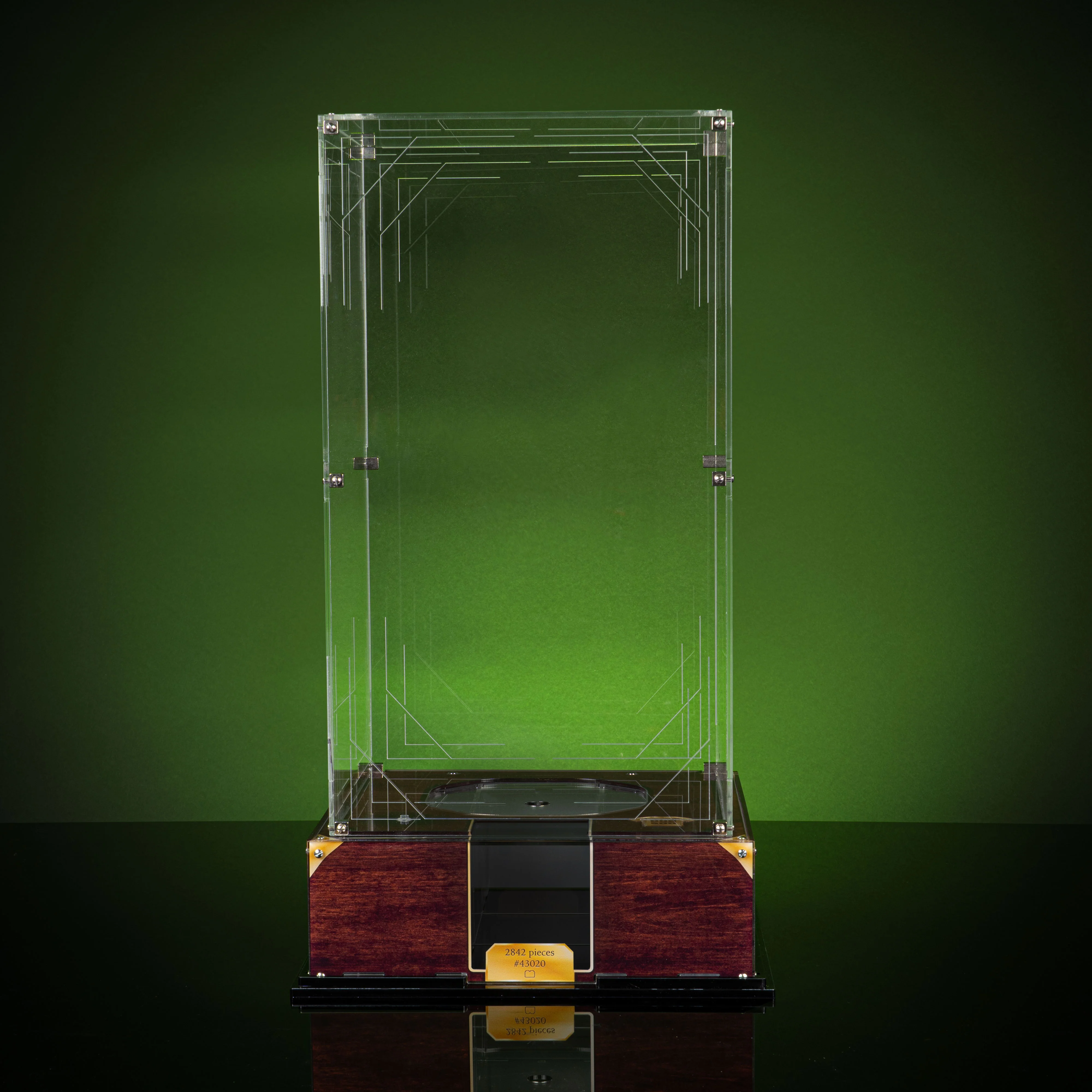 Limited Edition Display Case for LEGO® FIFA World Cup™ Official Trophy (43020) - Image 4