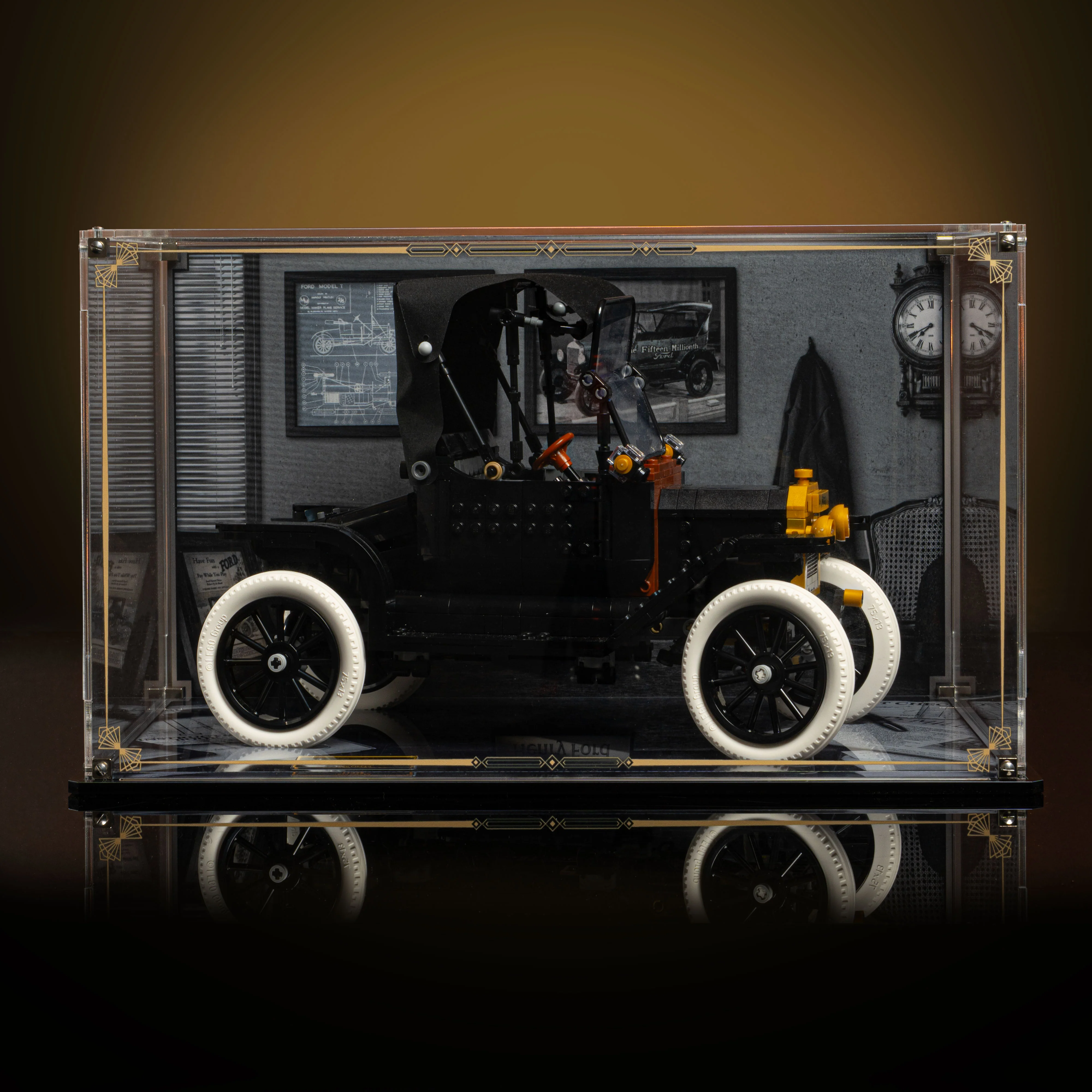 Limited Edition Display Case for LEGO® Icons: Ford Model T (11376) - Image 2