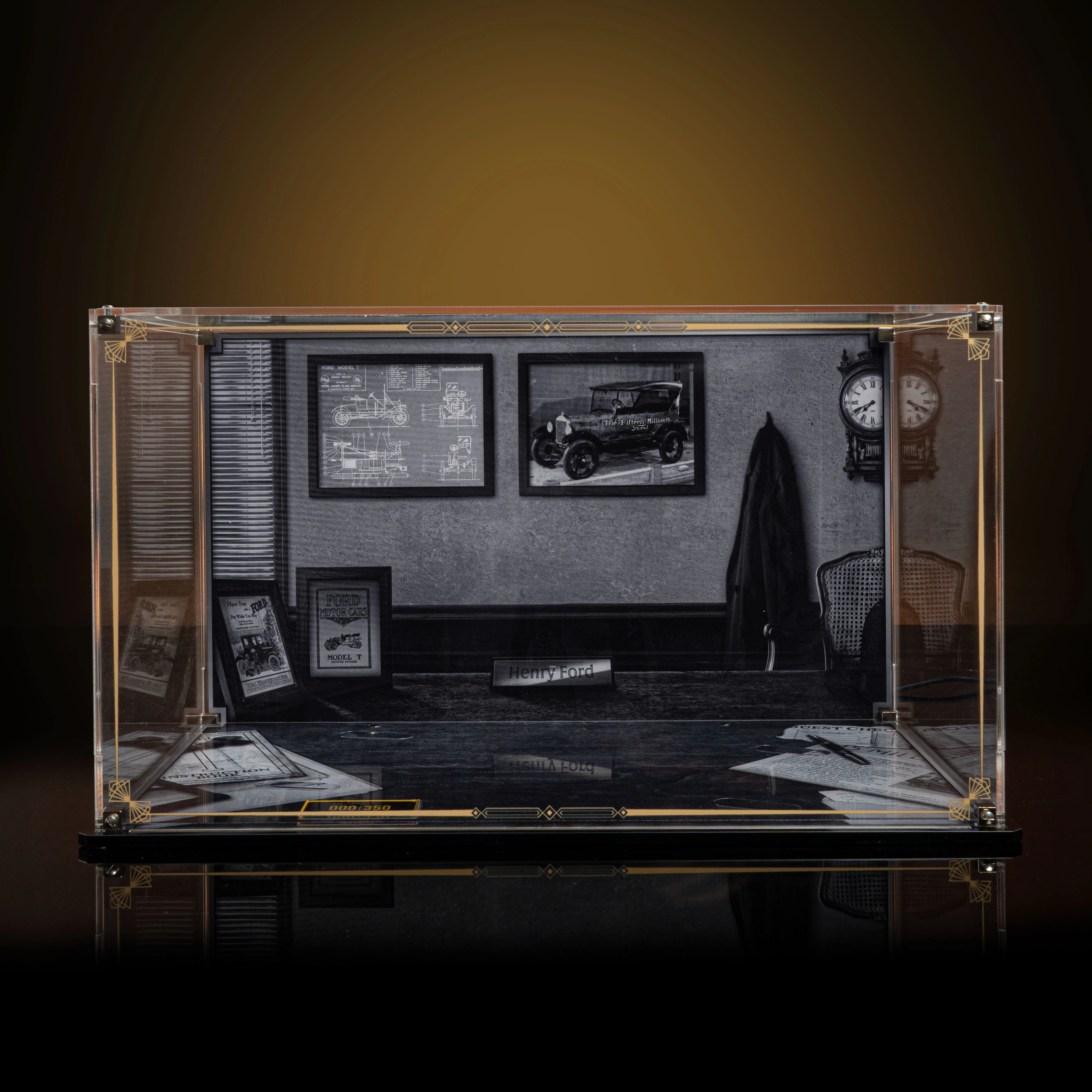 Limited Edition Display Case for LEGO® Icons: Ford Model T (11376) - Image 5