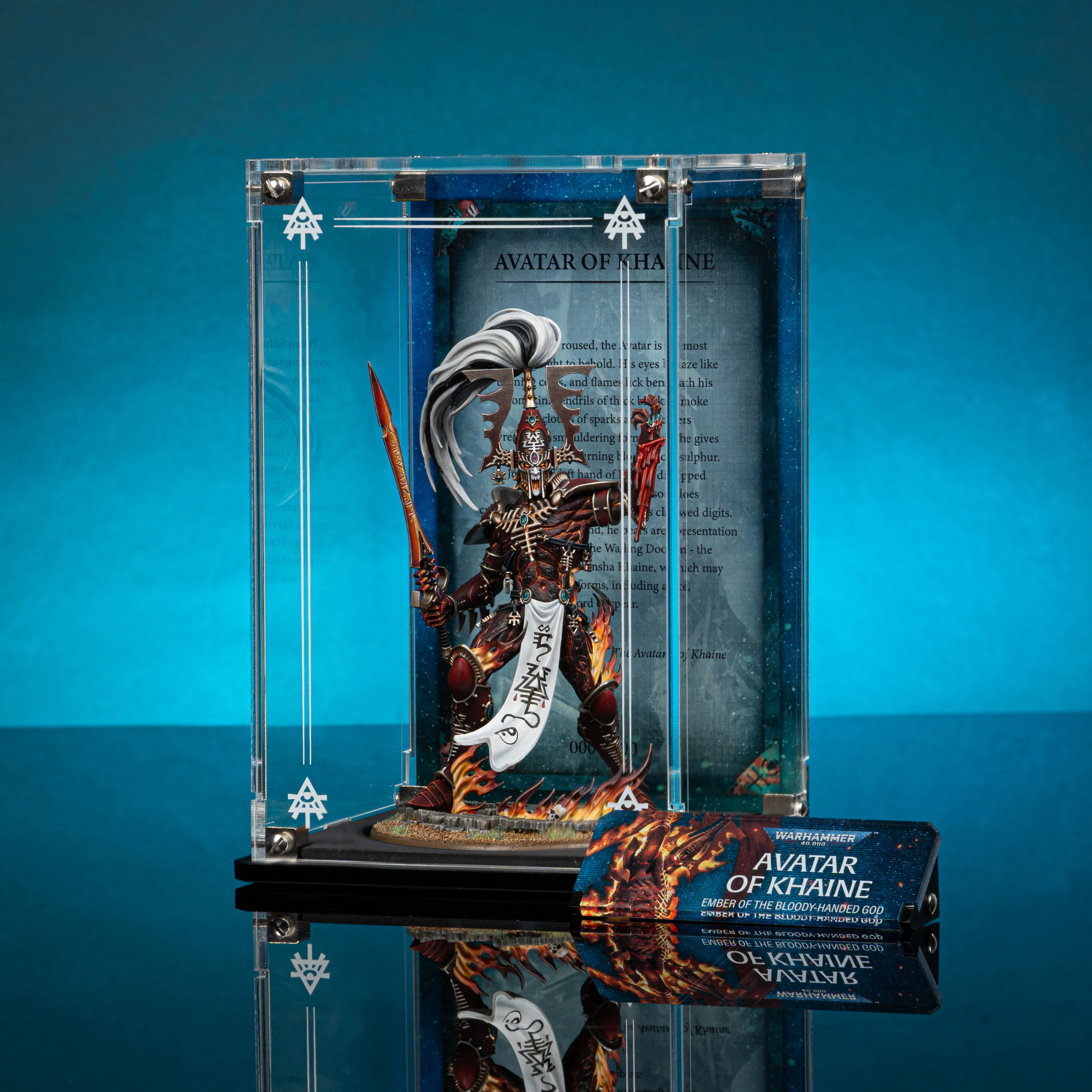 Limited Edition Display Case for Warhammer® 40,000 Avatar of Khaine - Image 2
