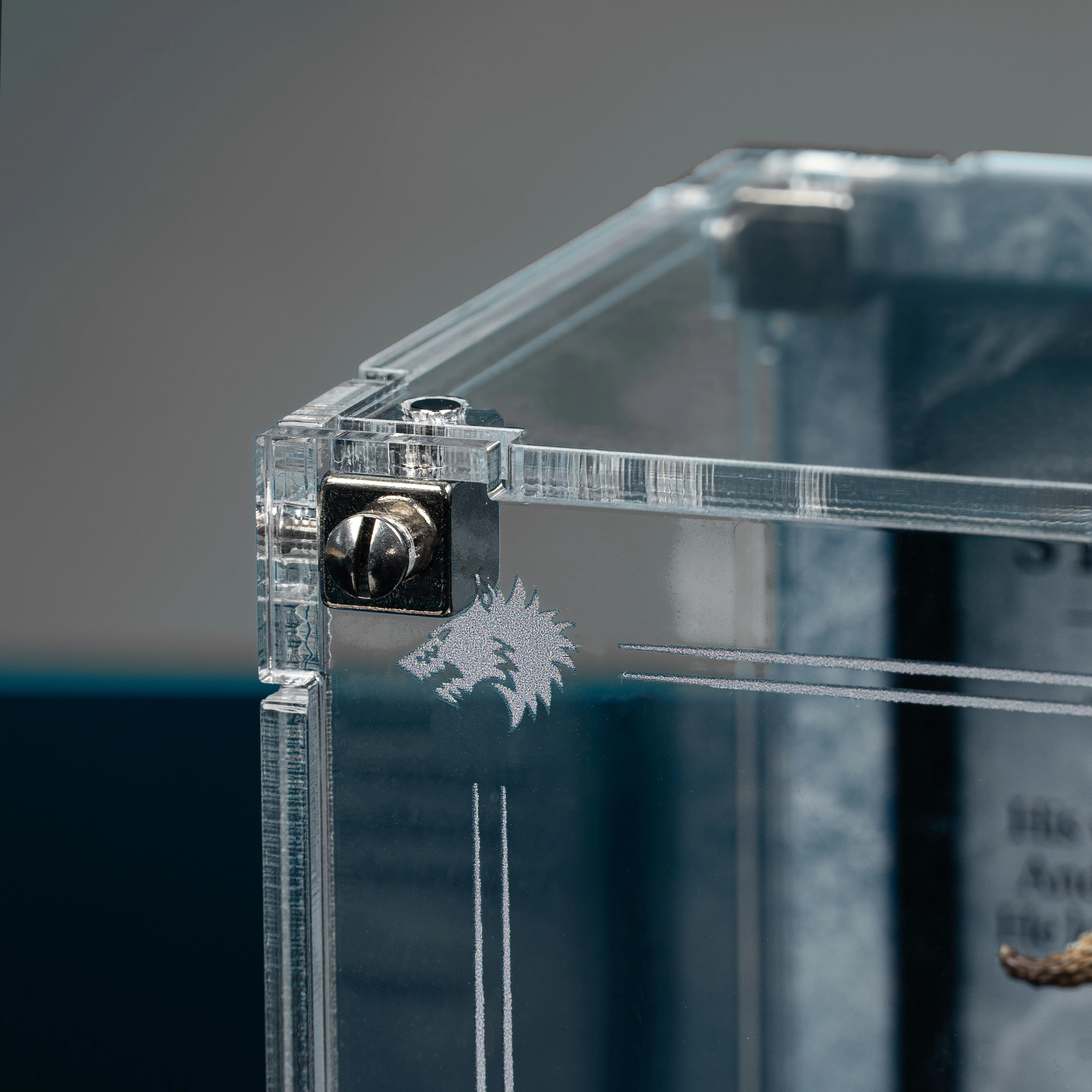 Limited Edition Display Case for Warhammer® 40,000 Logan Grimnar - Image 7