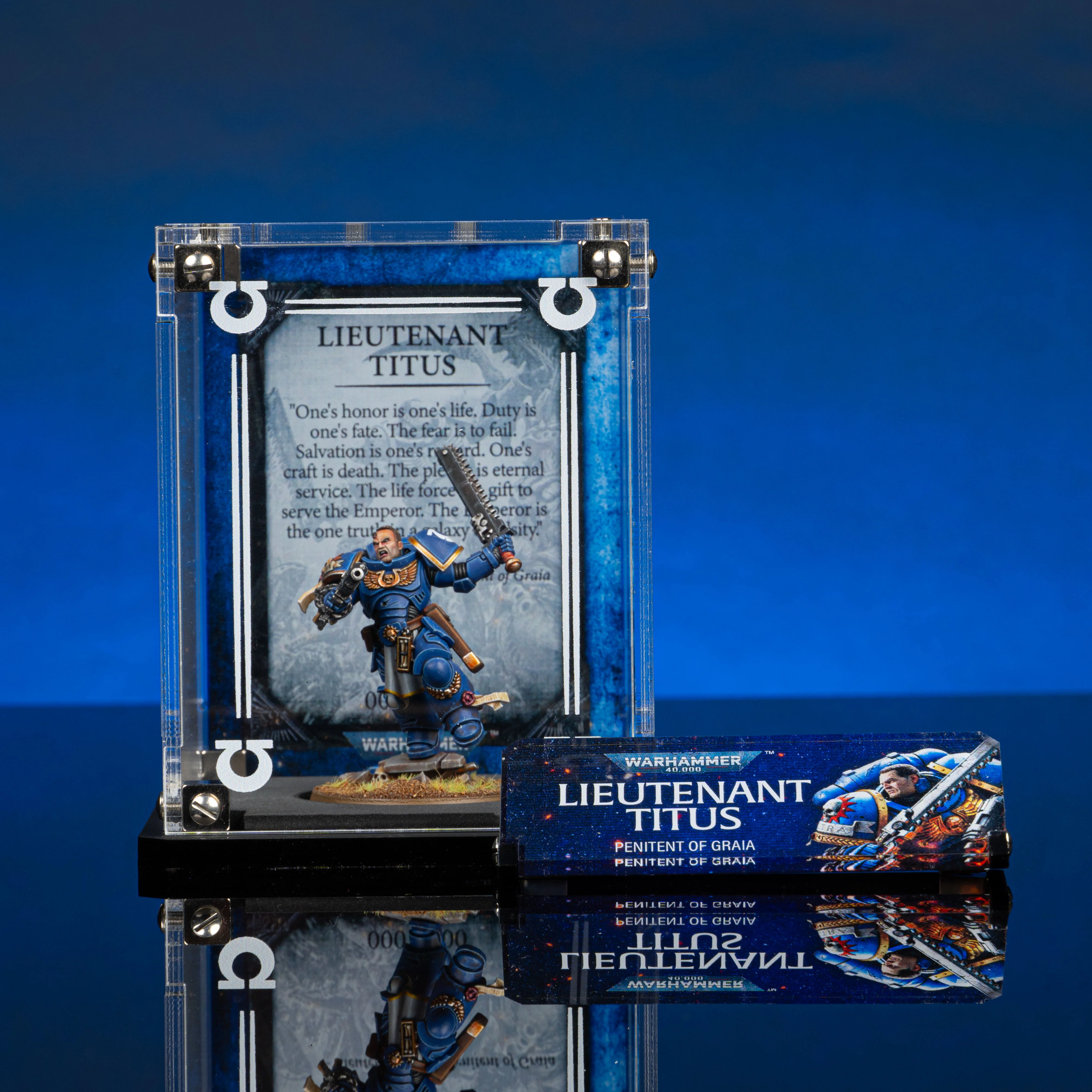 Limited Edition Display Case for Warhammer® 40,000 Lieutenant Titus - Image 4
