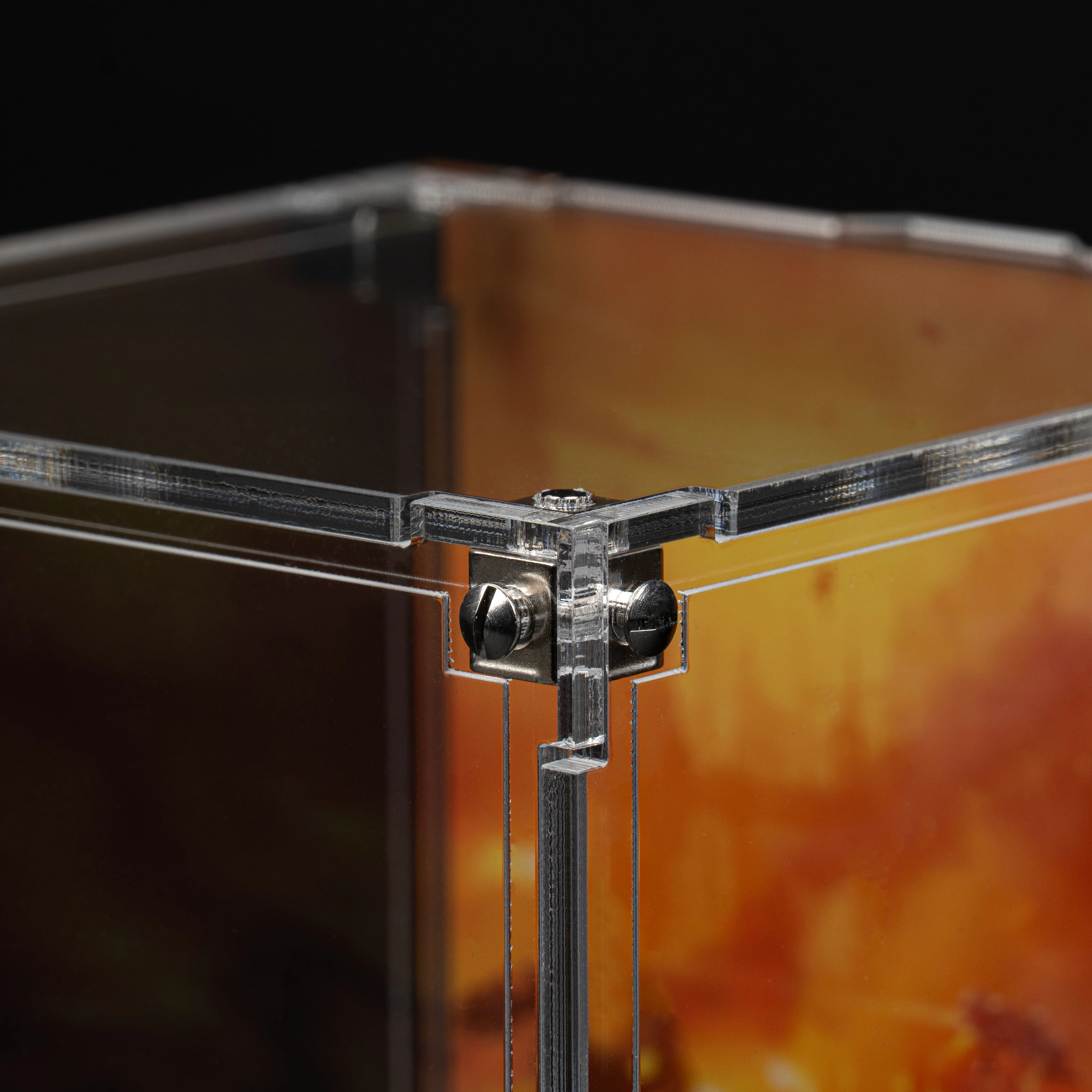 Oversized Miniature Display Case for Warhammer® with Endless War Background - Image 10