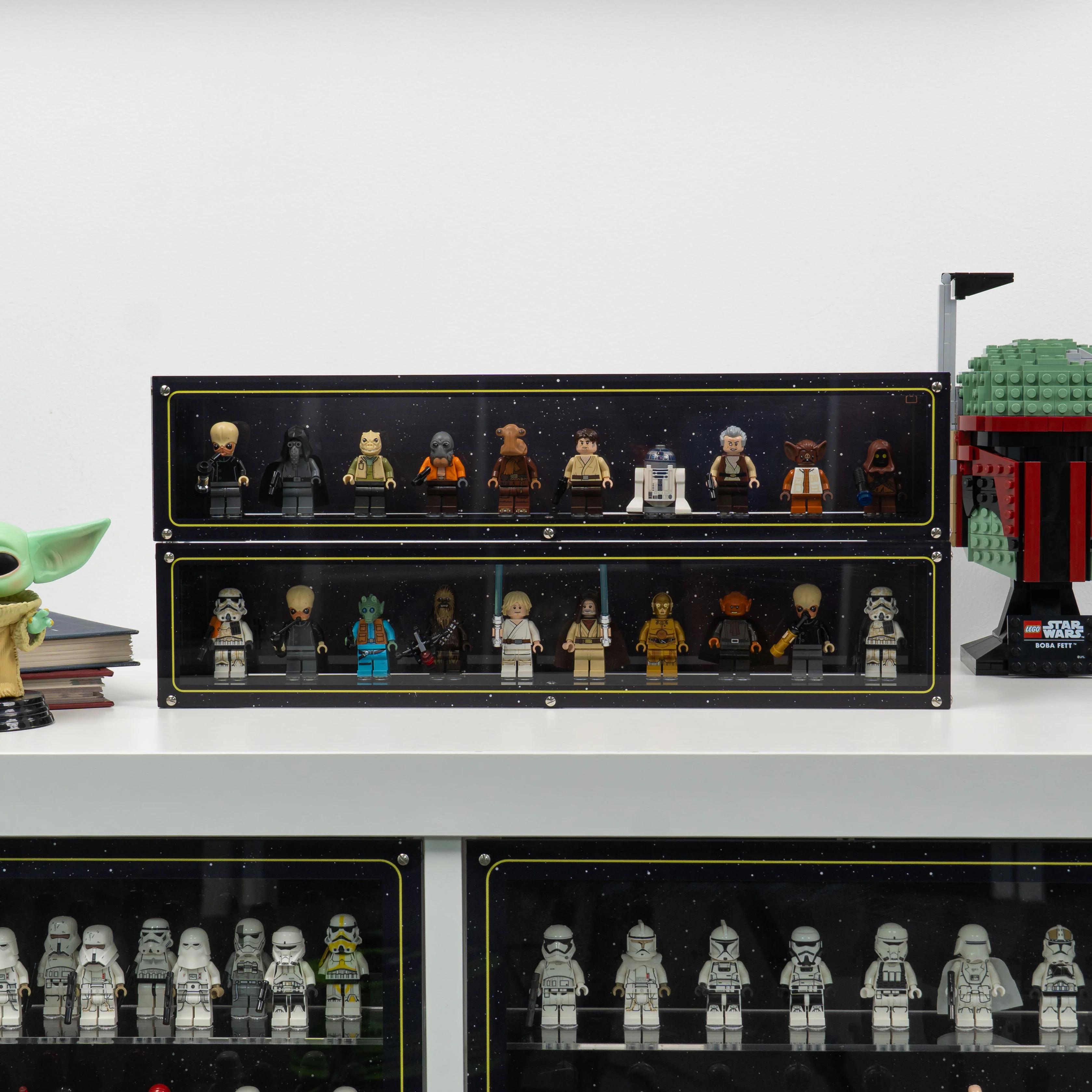 Wall Mountable Display Case for LEGO® Minifigures - Image 15