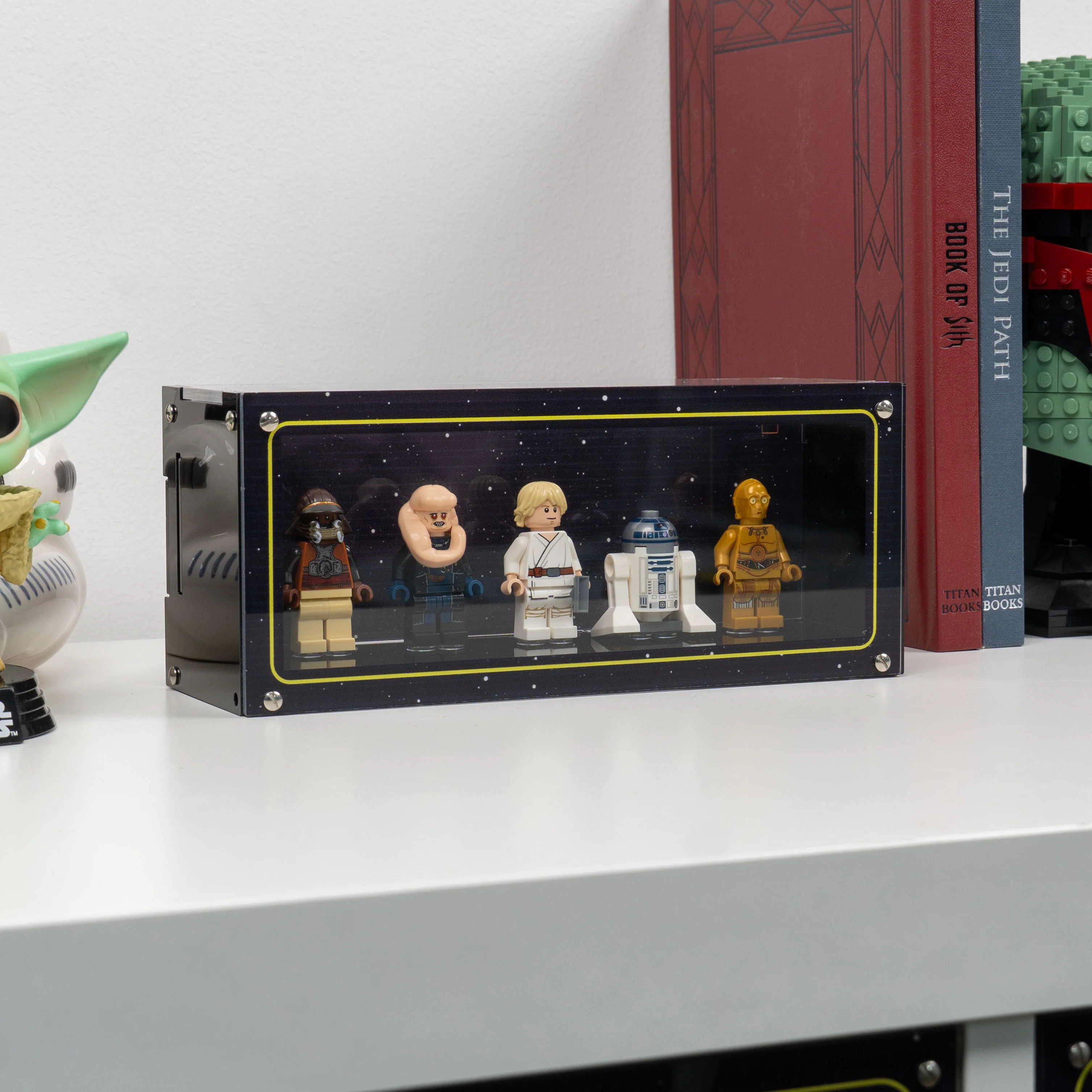 Wall Mountable Display Case for LEGO® Minifigures - Image 18