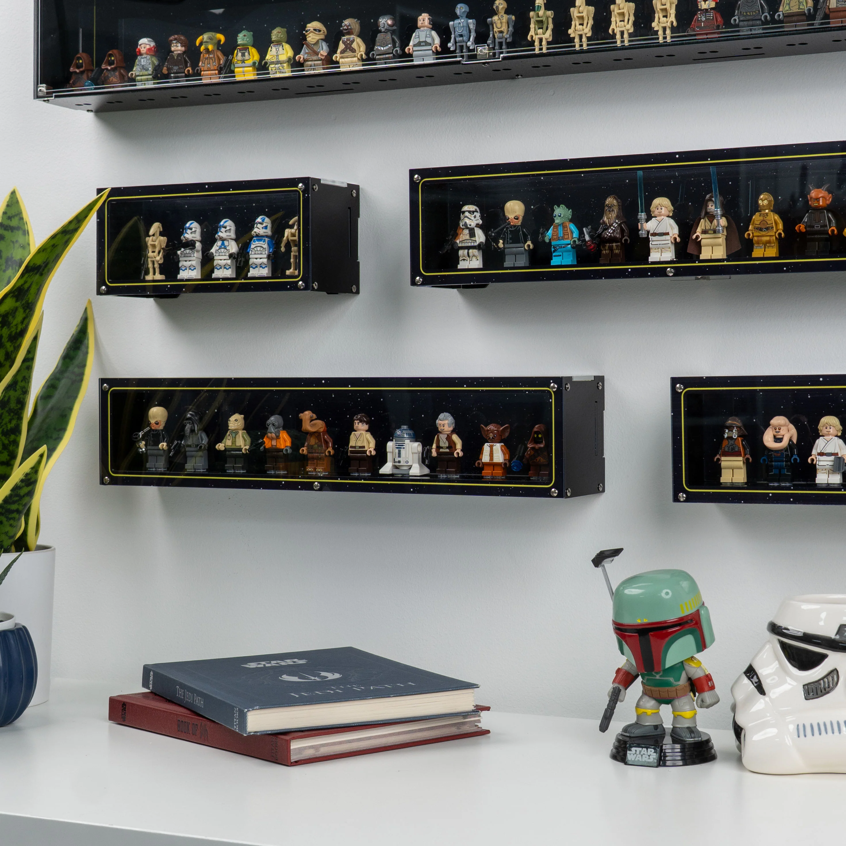 Wall Mountable Display Case for LEGO® Minifigures - Image 19