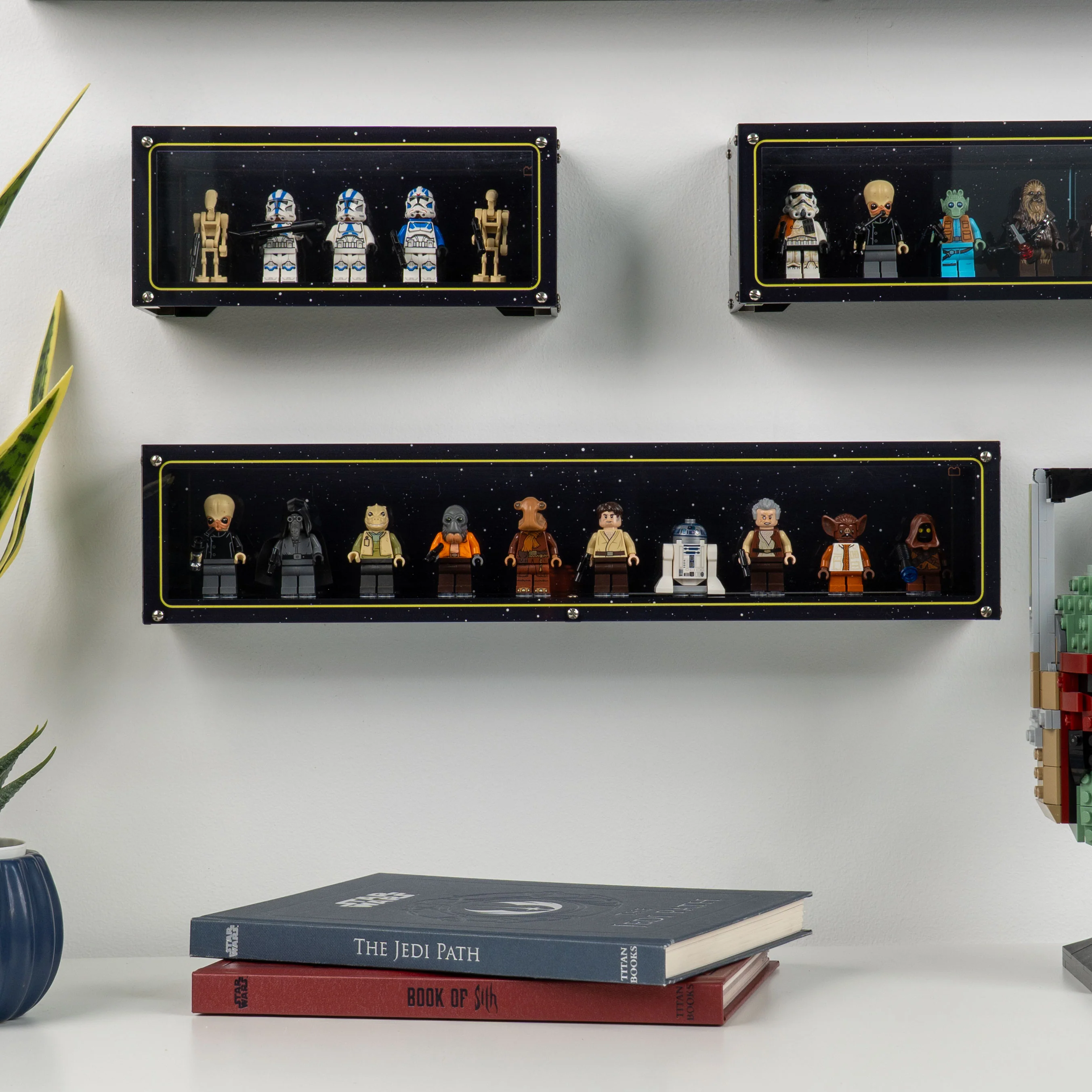 Wall Mountable Display Case for LEGO® Minifigures - Image 2