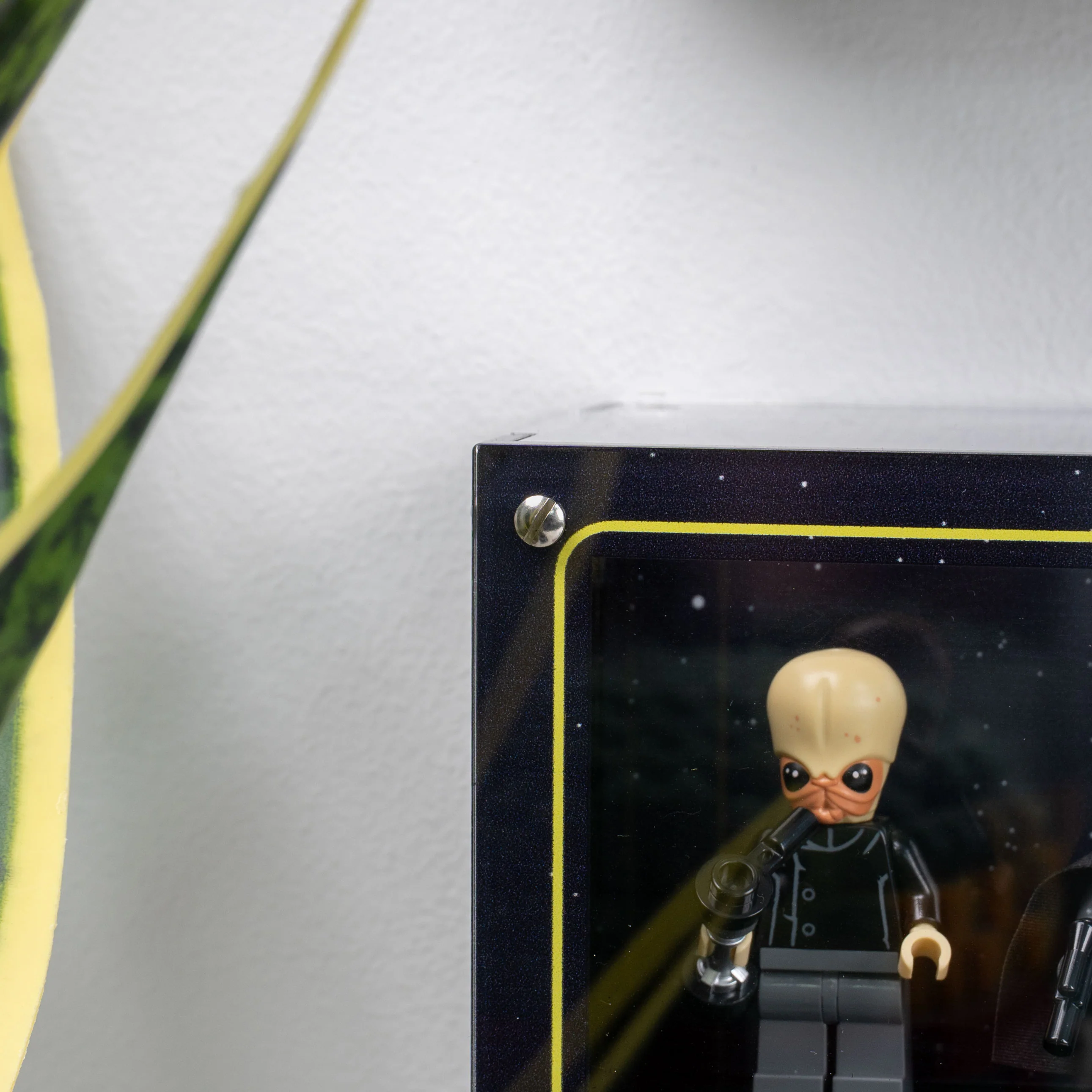 Wall Mountable Display Case for LEGO® Minifigures - Image 20