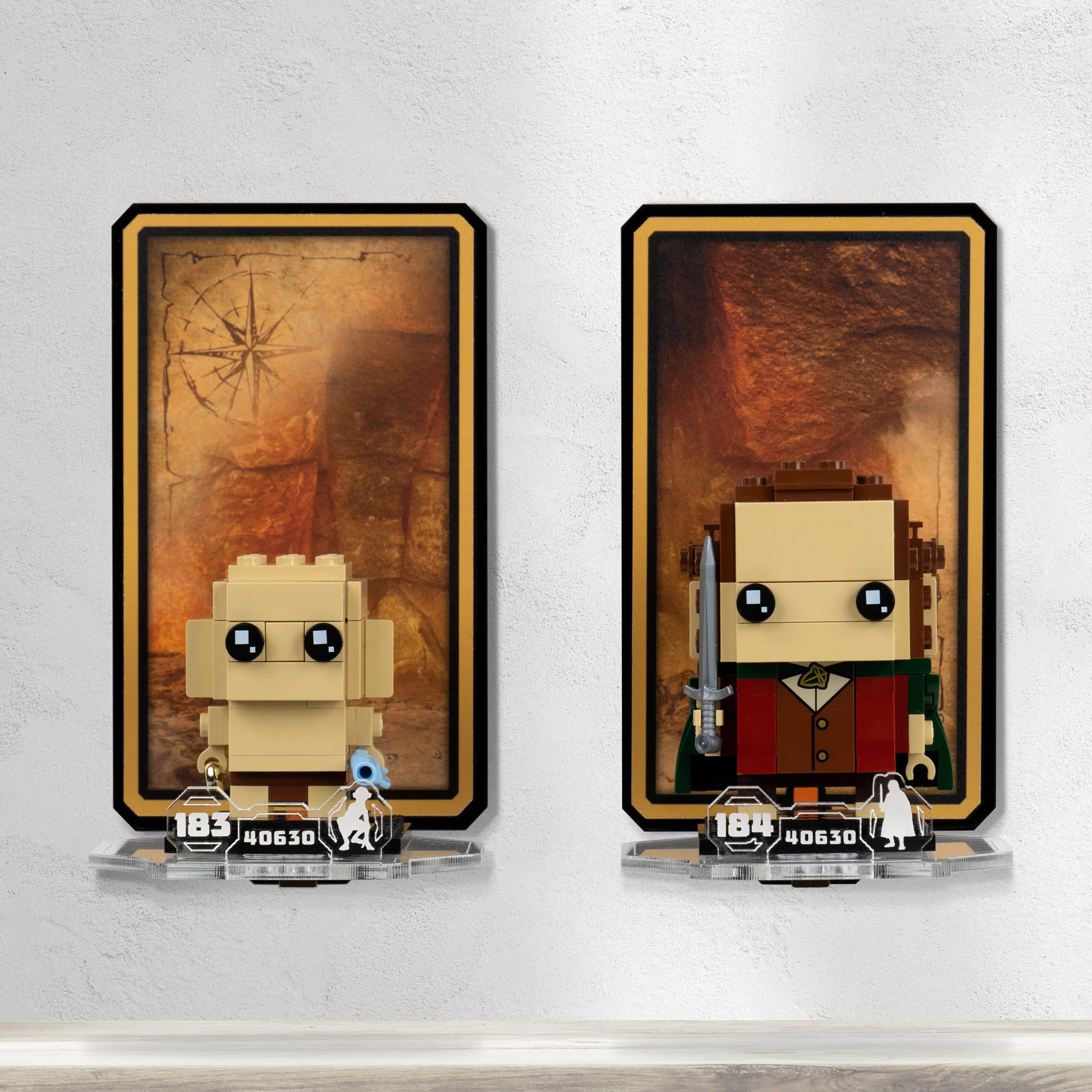 Wall mounted Display for LEGO® Brickheadz: Frodo™ & Gollum™ (40630) - Image 2