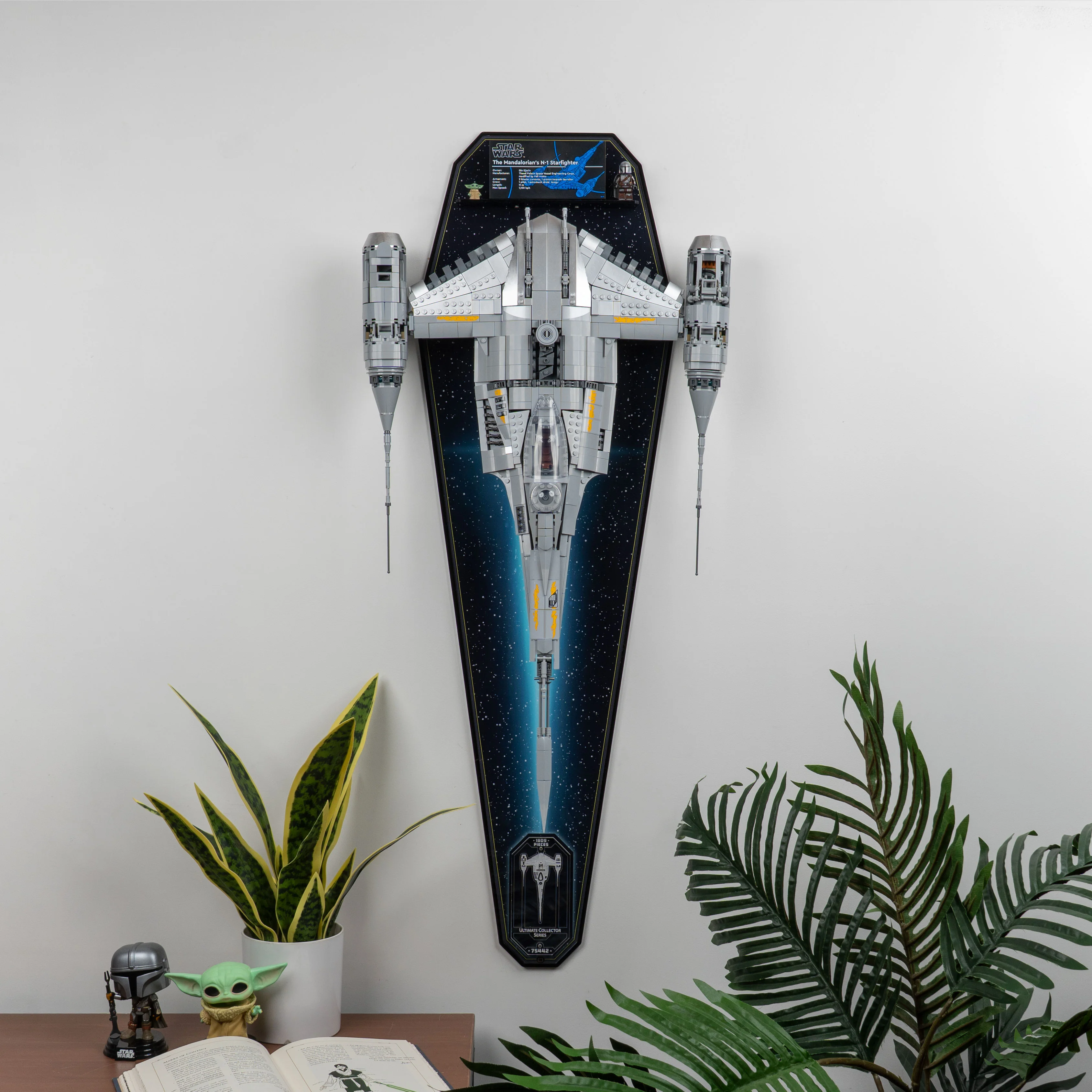 Wall Mounted Display Stand for LEGO® Star Wars™ The Mandalorian's N-1 Starfighter™ (75442) - Image 2